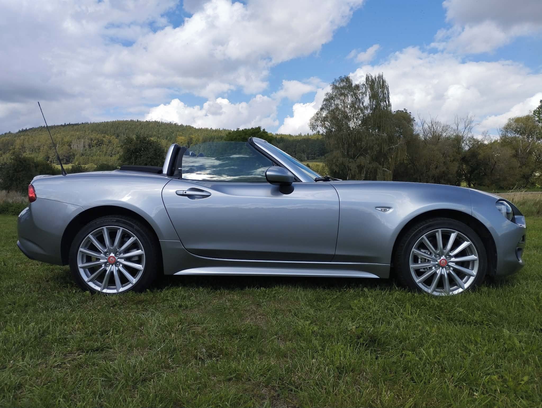 Fiat 124 Spider, 1.4T MULTIAIR LUSSO - fotka 4