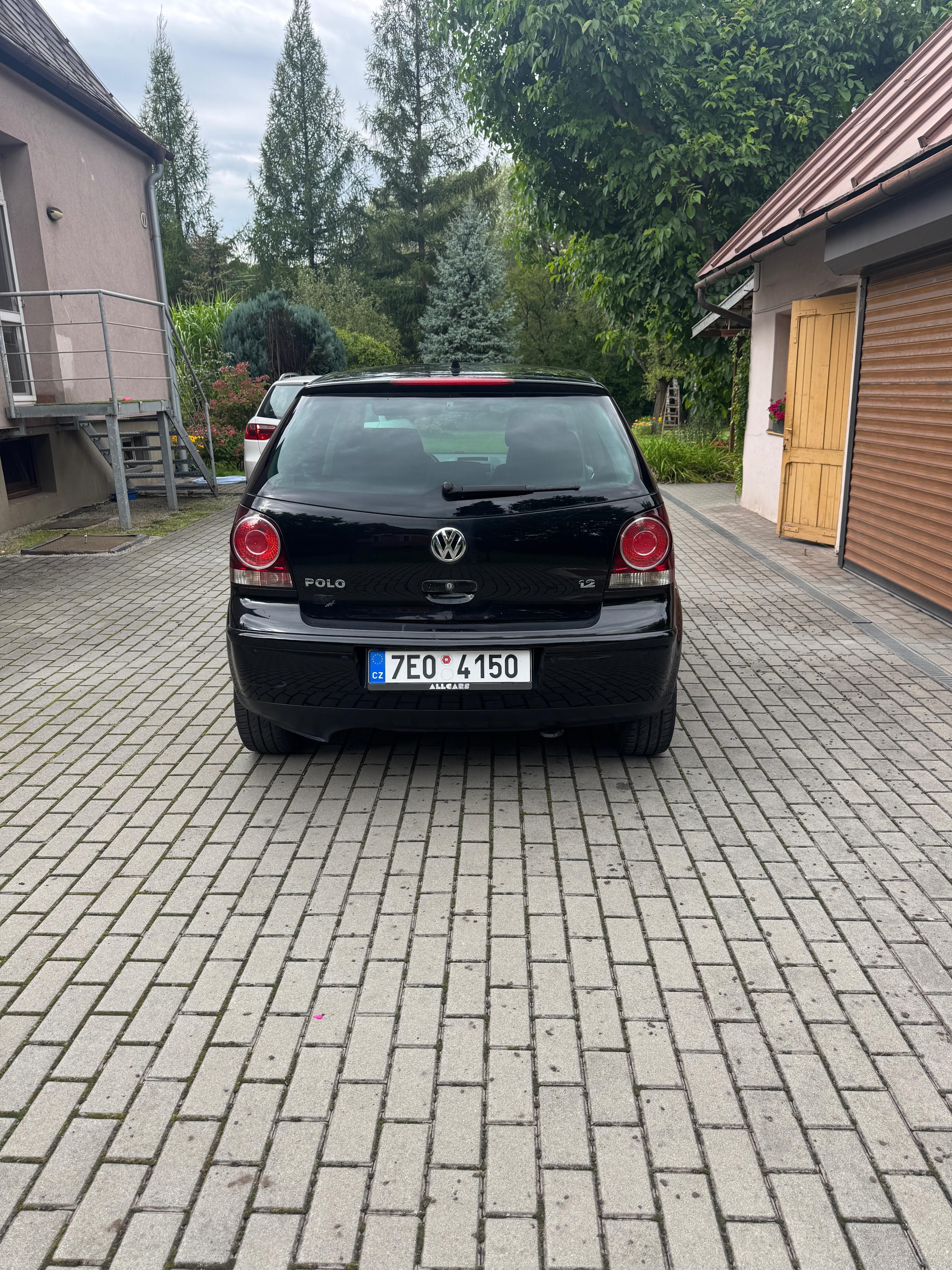 Volkswagen Polo, 1.2 htp 51kw, výhřev, temp. - fotka 4