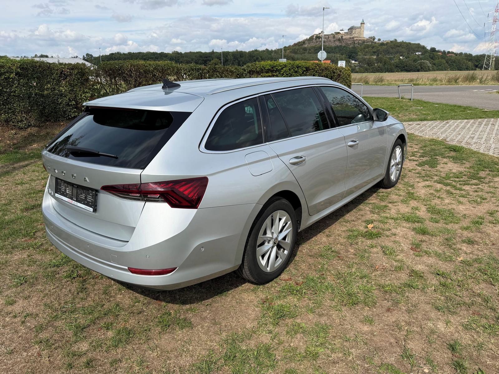 Škoda Octavia, 2.0 TDI, 110kw, Style, DSG - fotka 2