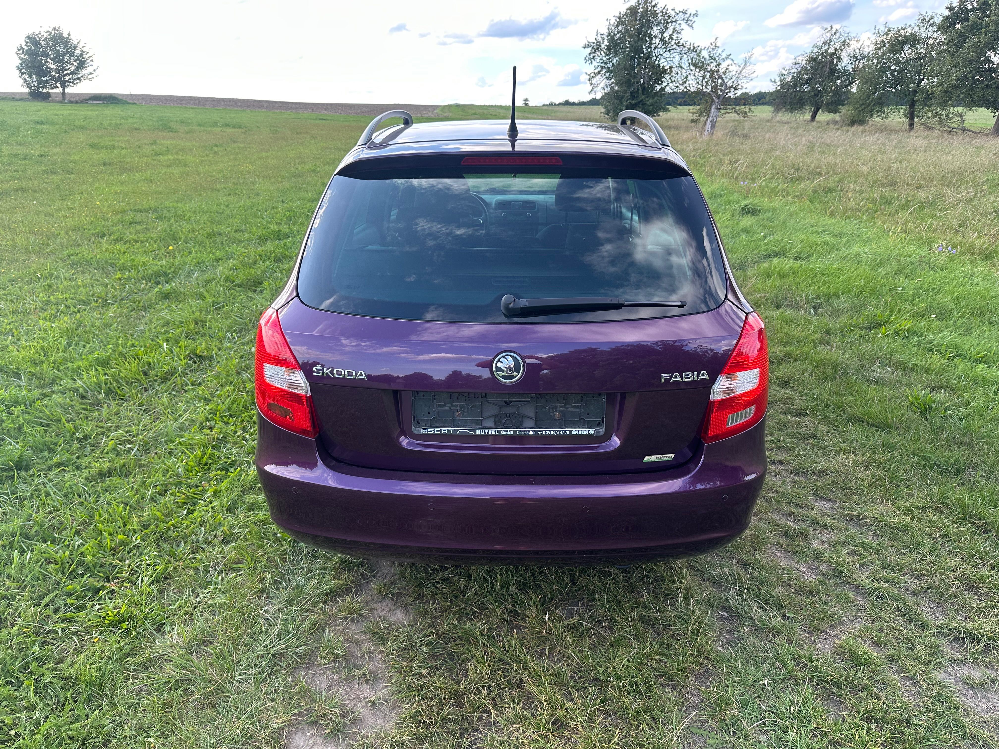 Škoda Fabia, 1.2TSI-63KW-118000-SERVISKA - fotka 5