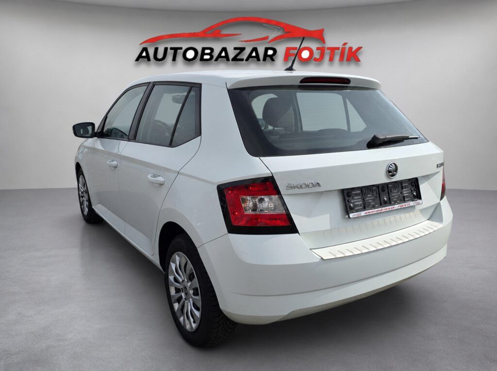 Škoda Fabia, 1.0 MPI 44 kW Ambition - fotka 5