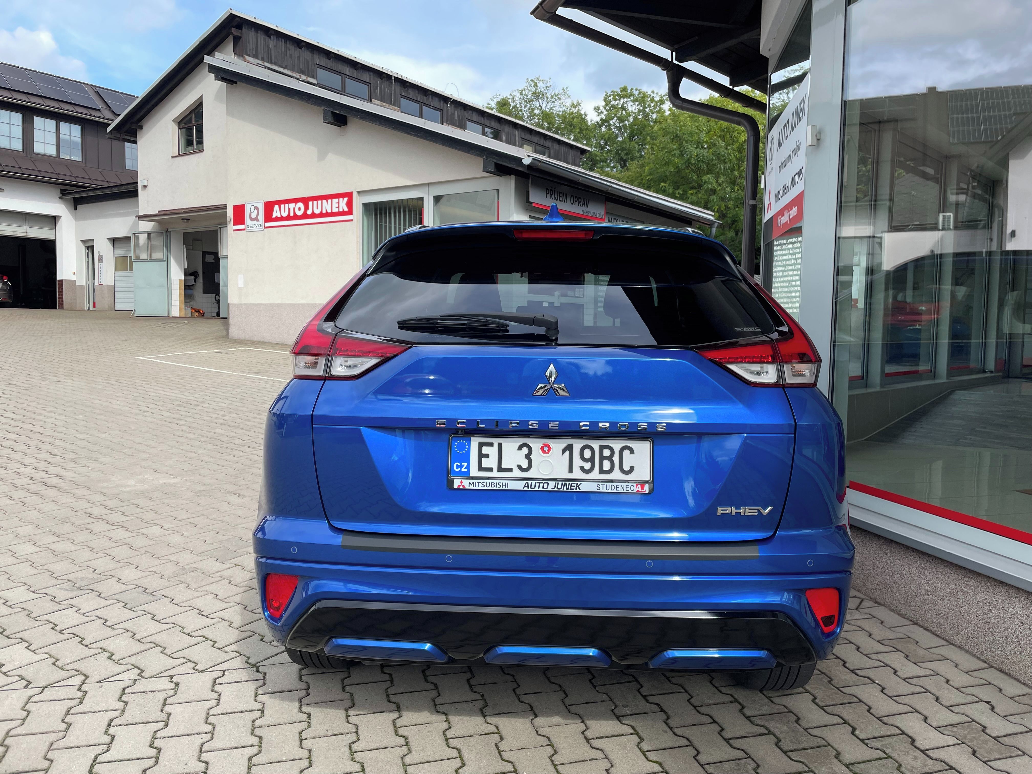 Mitsubishi Eclipse Cross, 2,4 PHEV - fotka 4