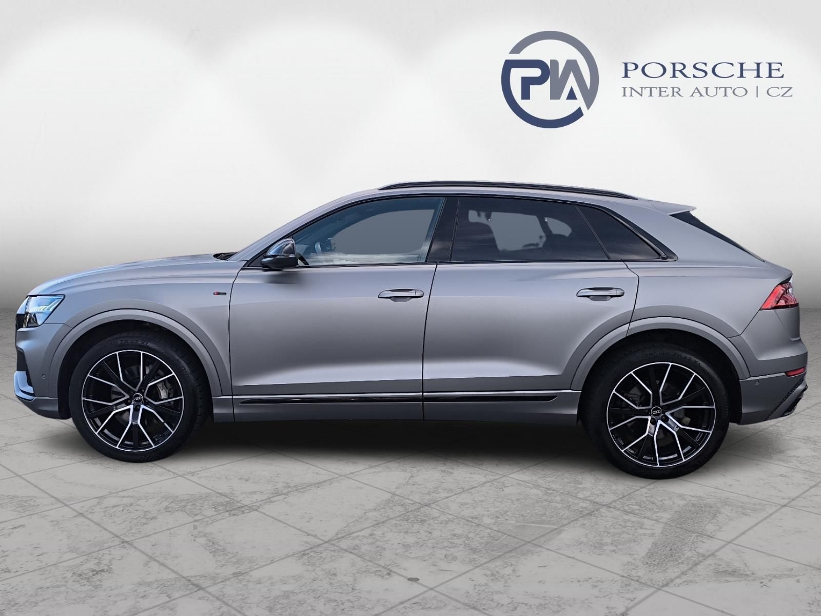 Audi Q8, 3.0 TFSi S-Line - fotka 4