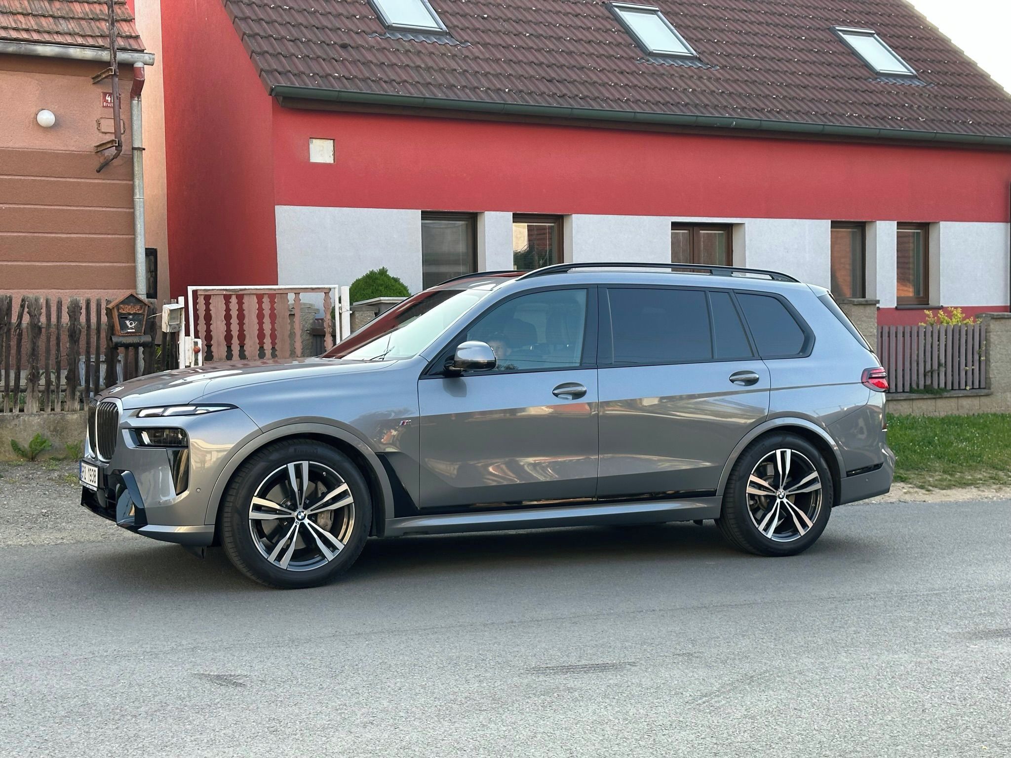 BMW X7, 40d LCI M, BMW nový motor - fotka 5
