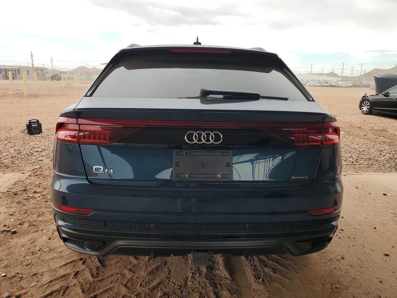 Audi Q8, Auto na cestě - fotka 6