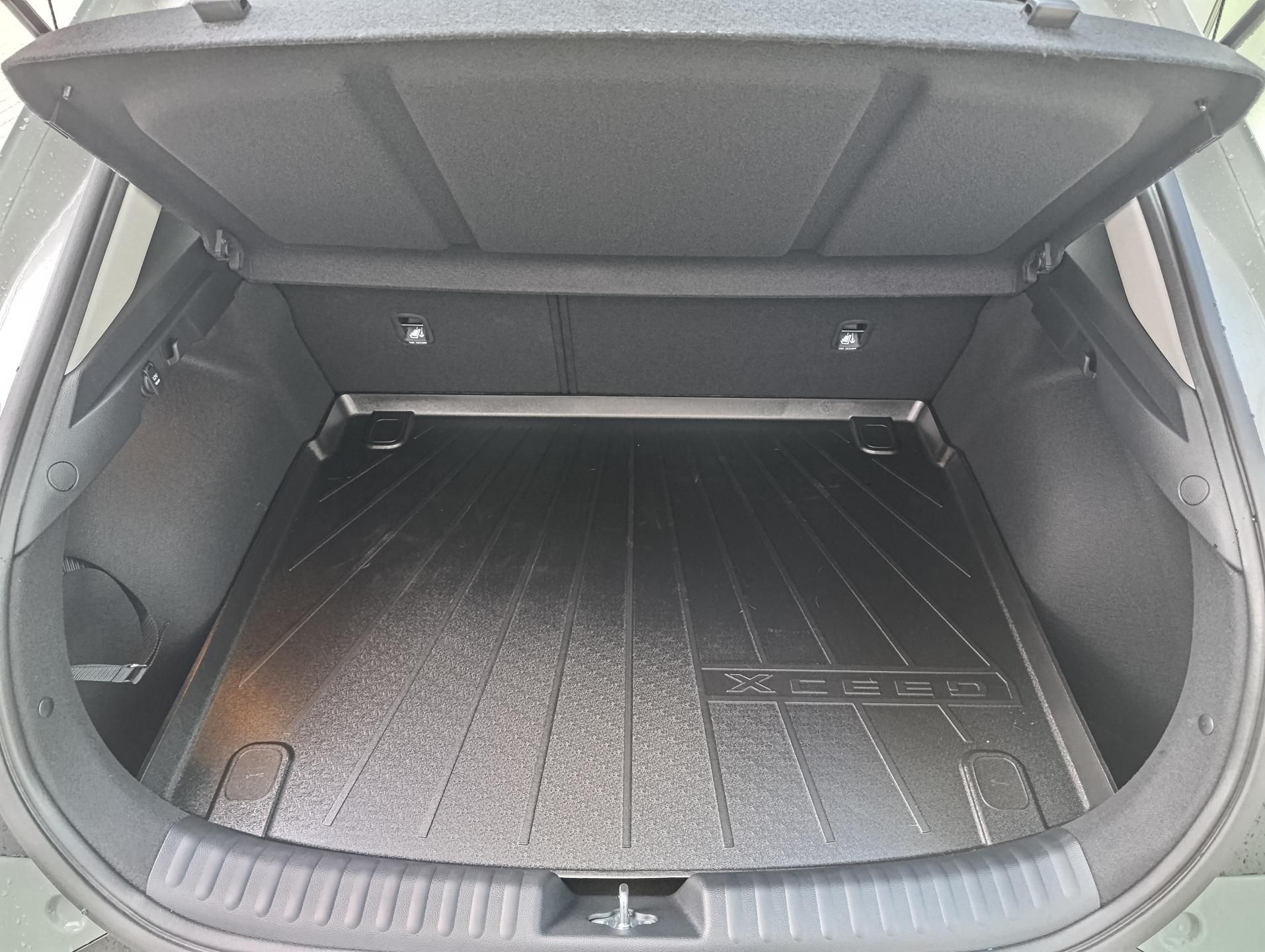 Kia XCee´d, 1,0 T-GDi SPIN - fotka 6
