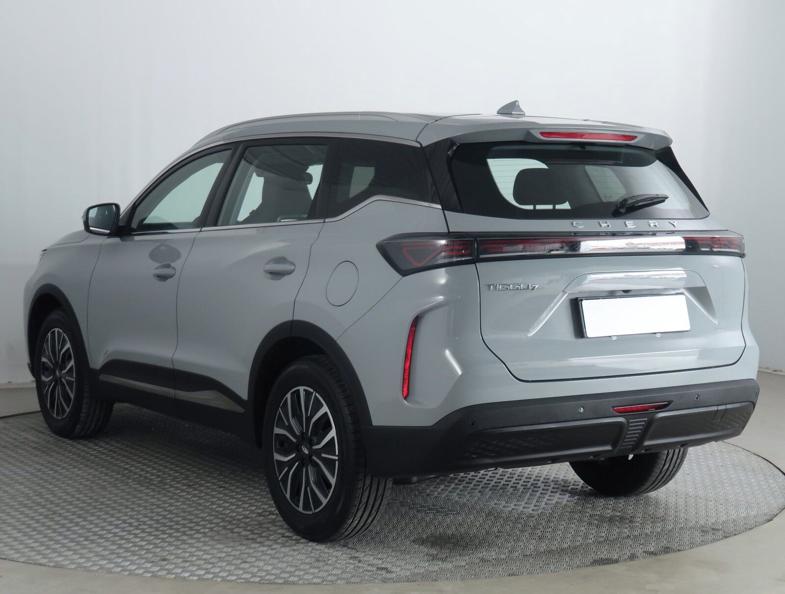 Chery Tiggo 7, 1.6 TGDI, Luxury, LUXURY - fotka 4