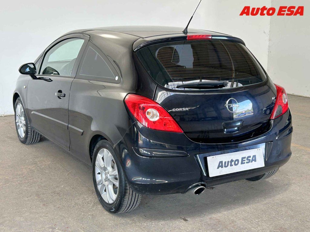 Opel Corsa, 1.2i,1.maj,Tempomat - fotka 6