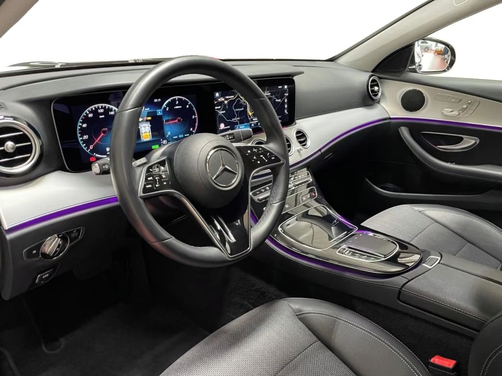 Mercedes-Benz Třídy E, 220 d T Avantgarde*Kamera*Navi - fotka 4