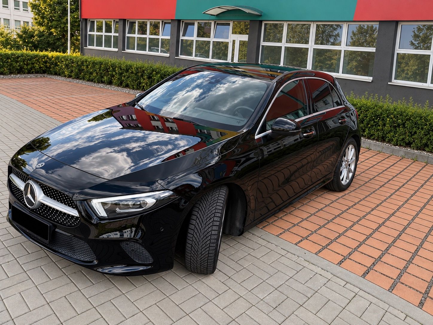 Mercedes-Benz Třídy A, 180d Progressive + Premium