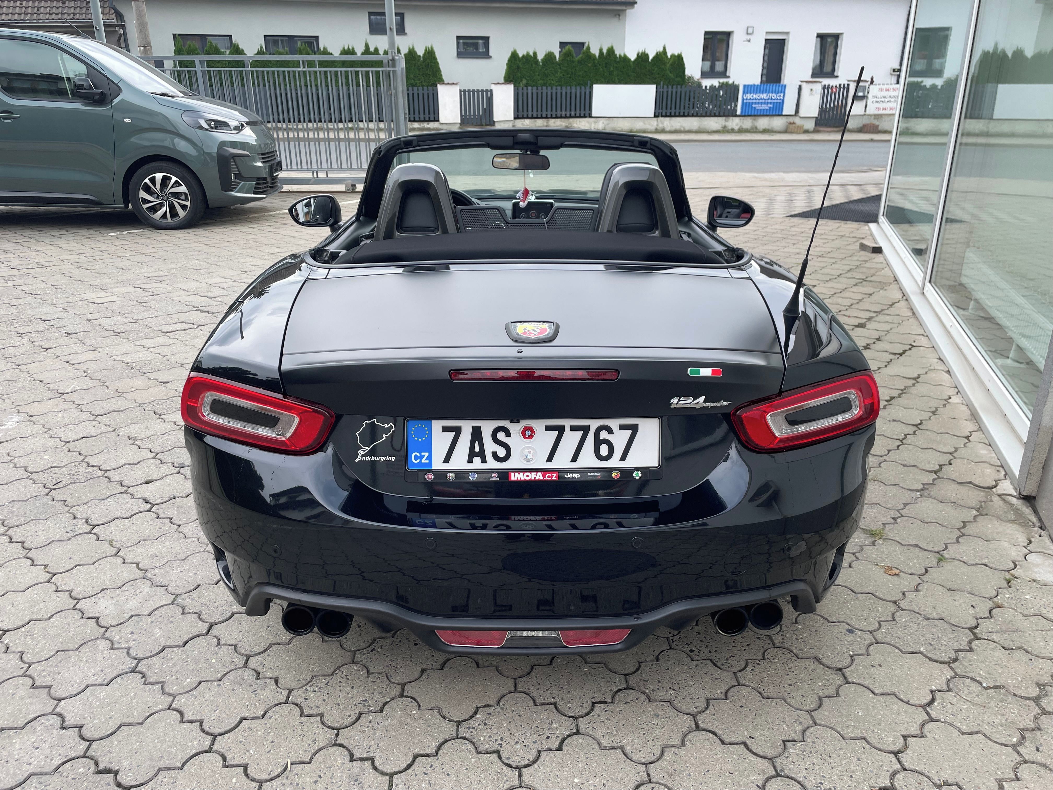Abarth 124 Spider, 1.4 Multiair 170k AT - fotka 6