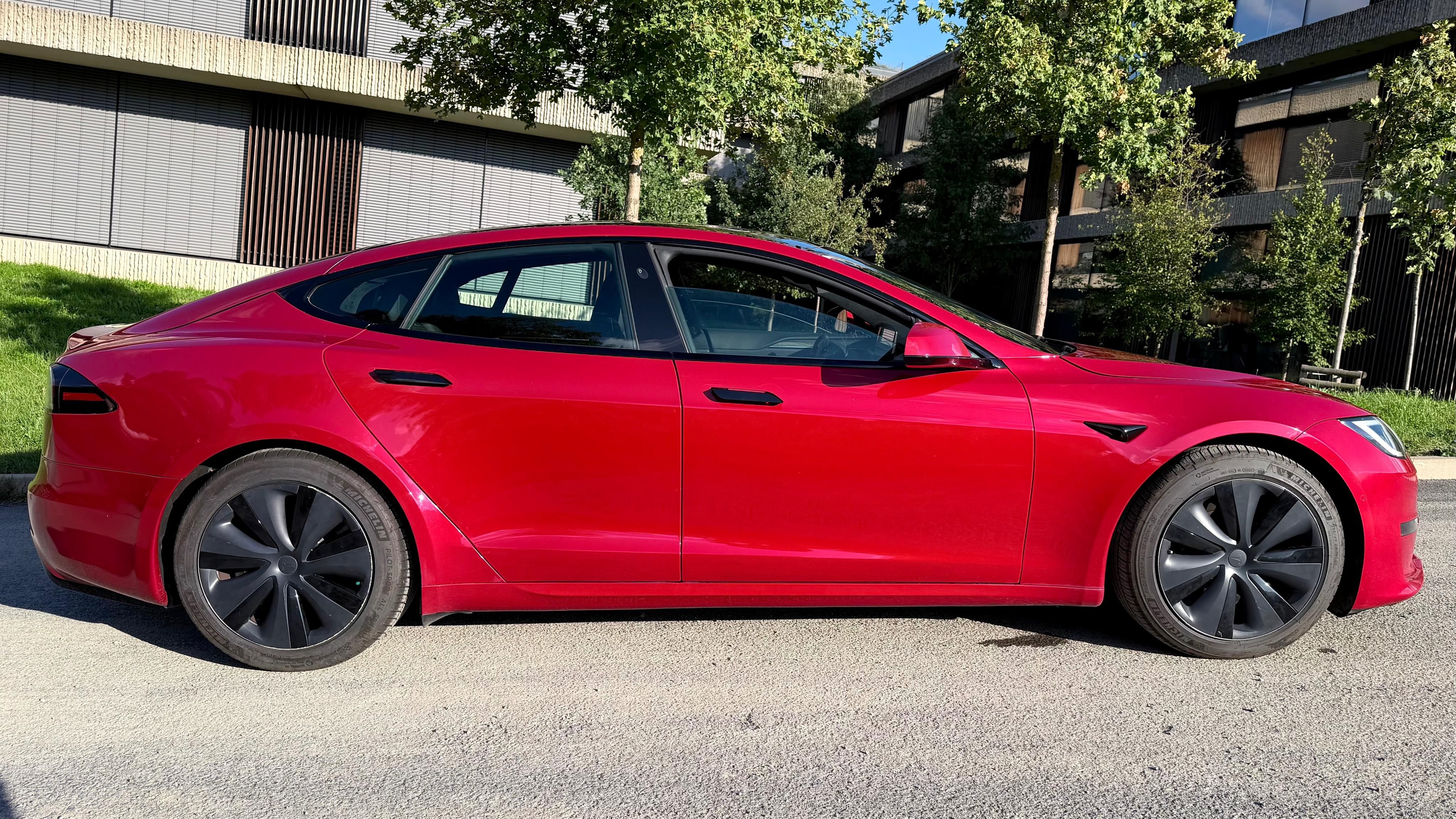 Tesla Model S, Tesla Model S Dual Motor 2022 - fotka 4