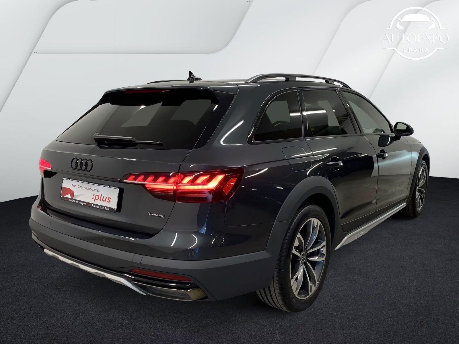 Audi A4 allroad, 40 TDI quattro*tažné* - fotka 2