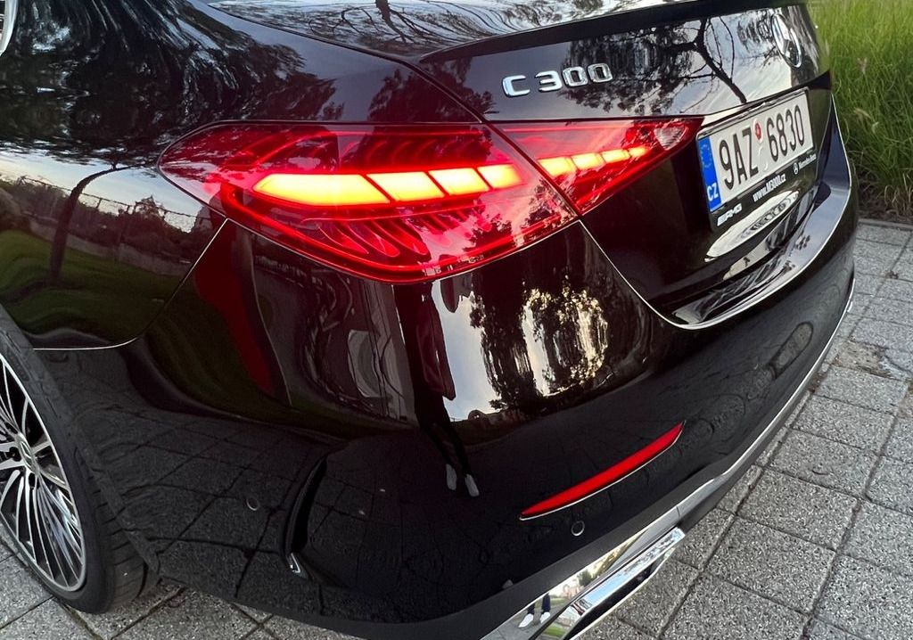 Mercedes-Benz Třídy C, C300i 4x4 AMG - fotka 5