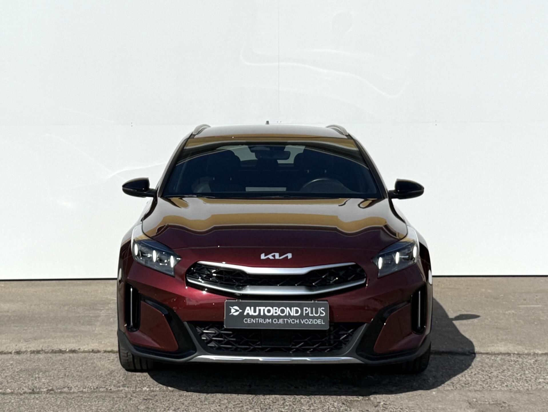 Kia XCee´d, 1.6 T-GDI 110kW DCT STEEL Edit - fotka 4