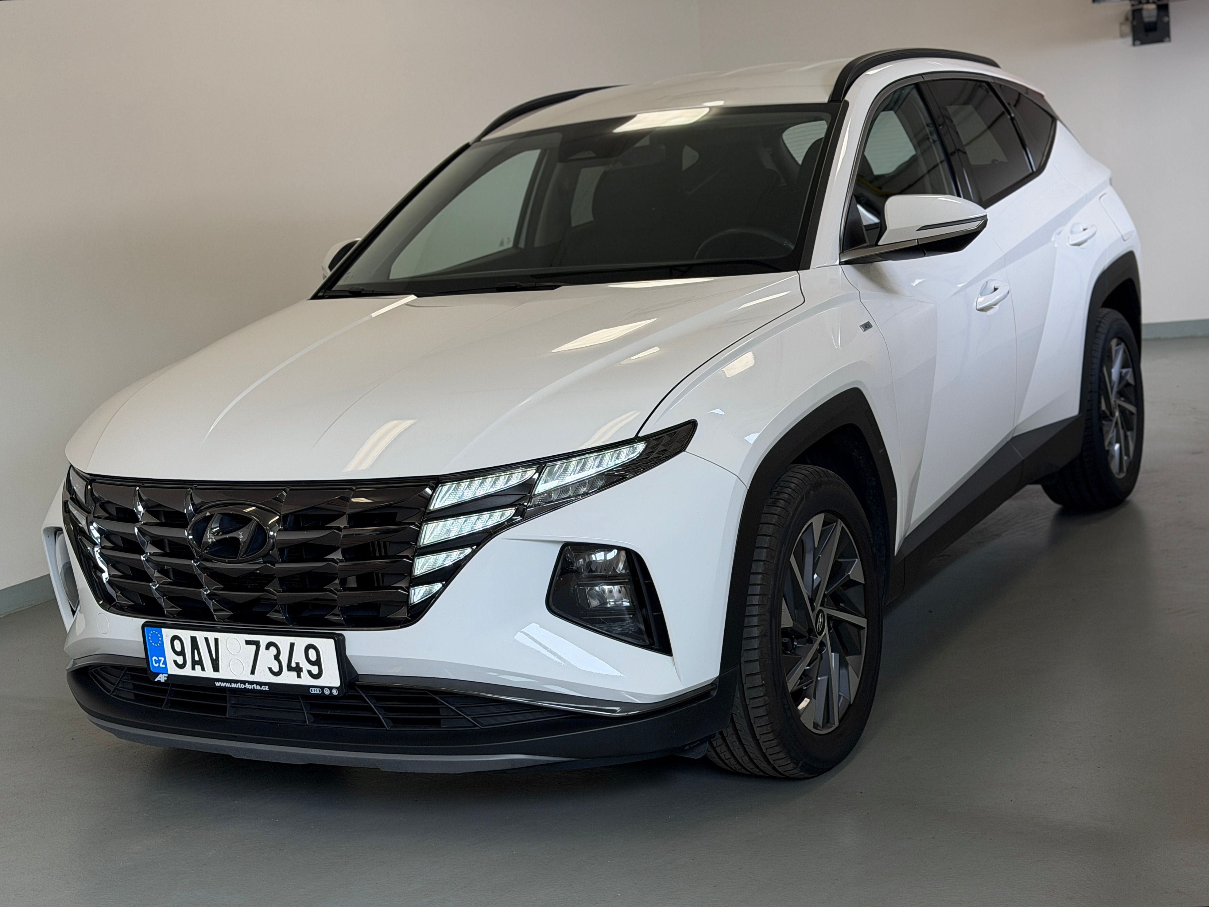 Hyundai Tucson, Select 1.6 T-GDI MHEV AT 110kW