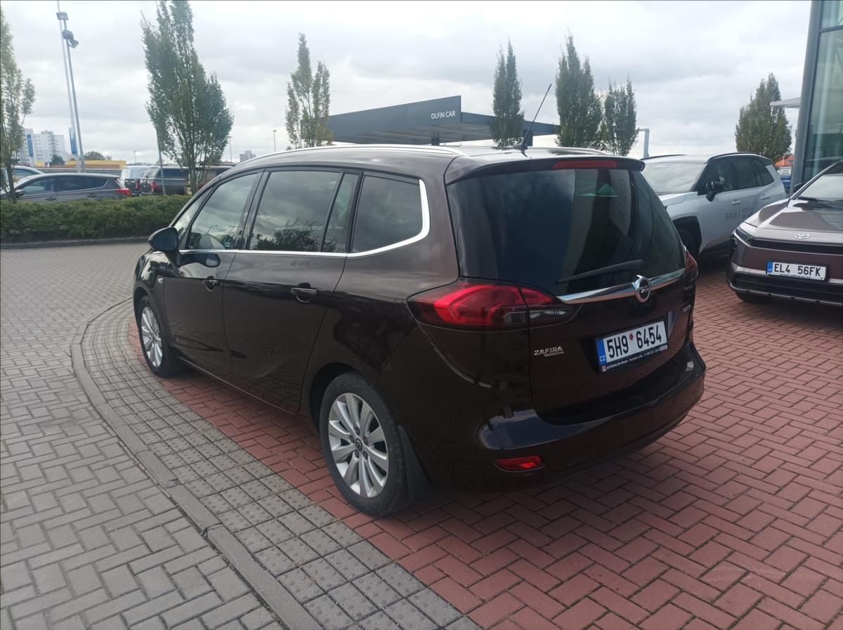 Opel Zafira, 1,4 Turbo Cosmo - fotka 3