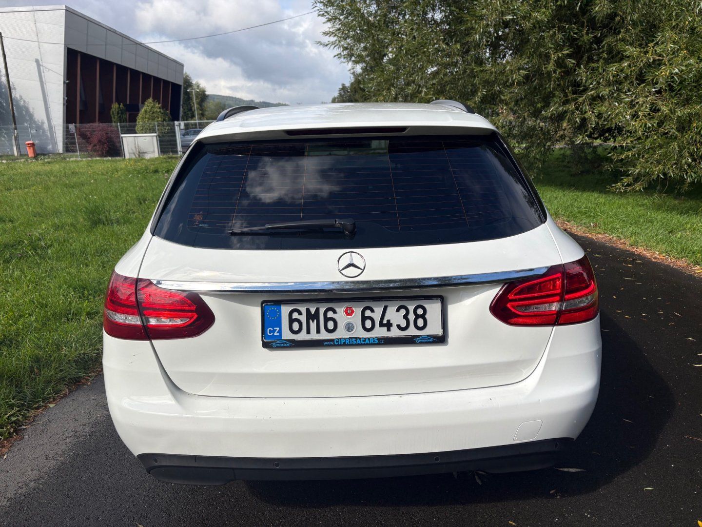 Mercedes-Benz Třídy C, 220 CDI AUt Navi Tažné 2xSada - fotka 6