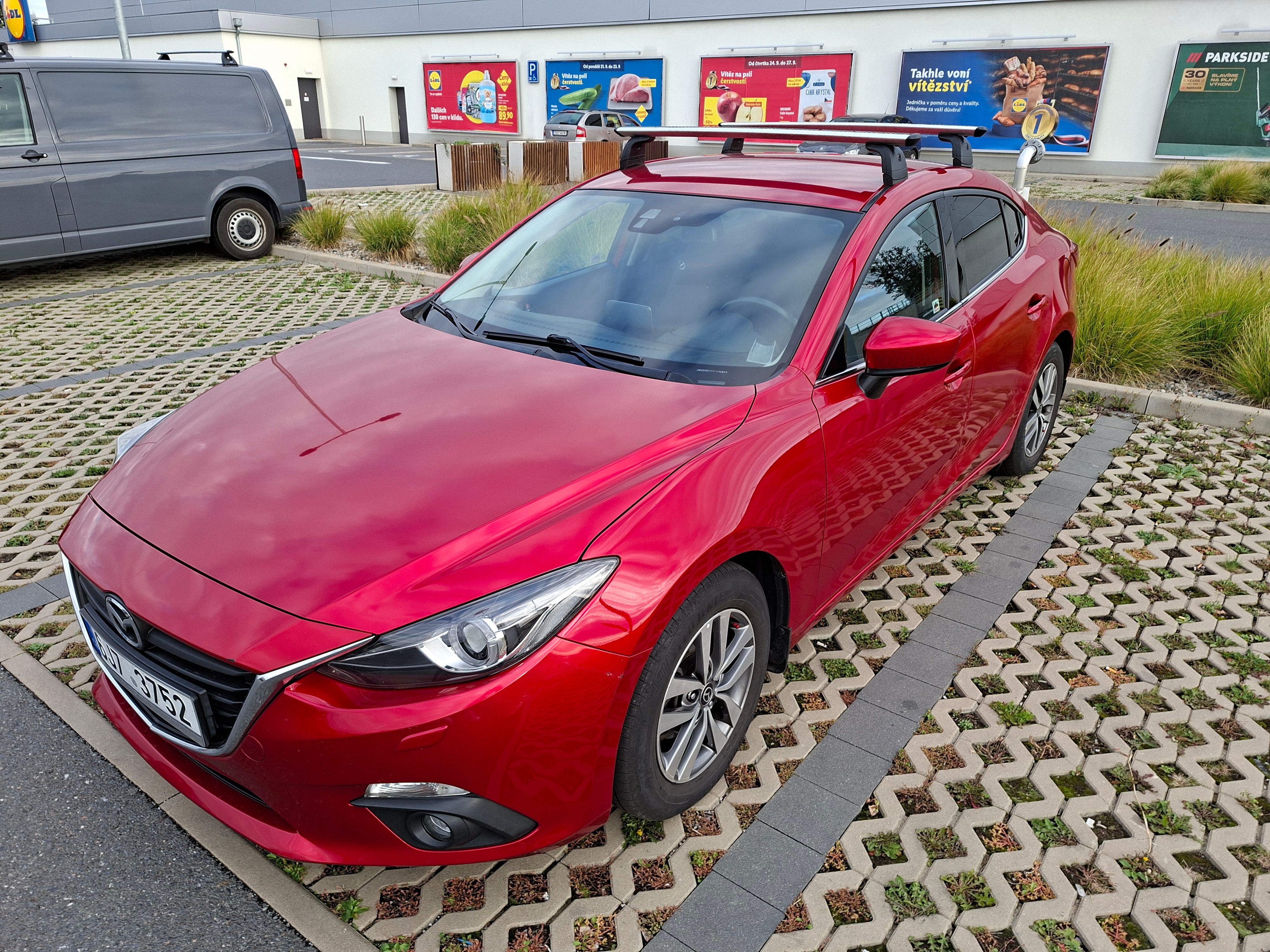 Mazda 3, Mazda 3 1.5 BM (2014) *CarPlay - fotka 3