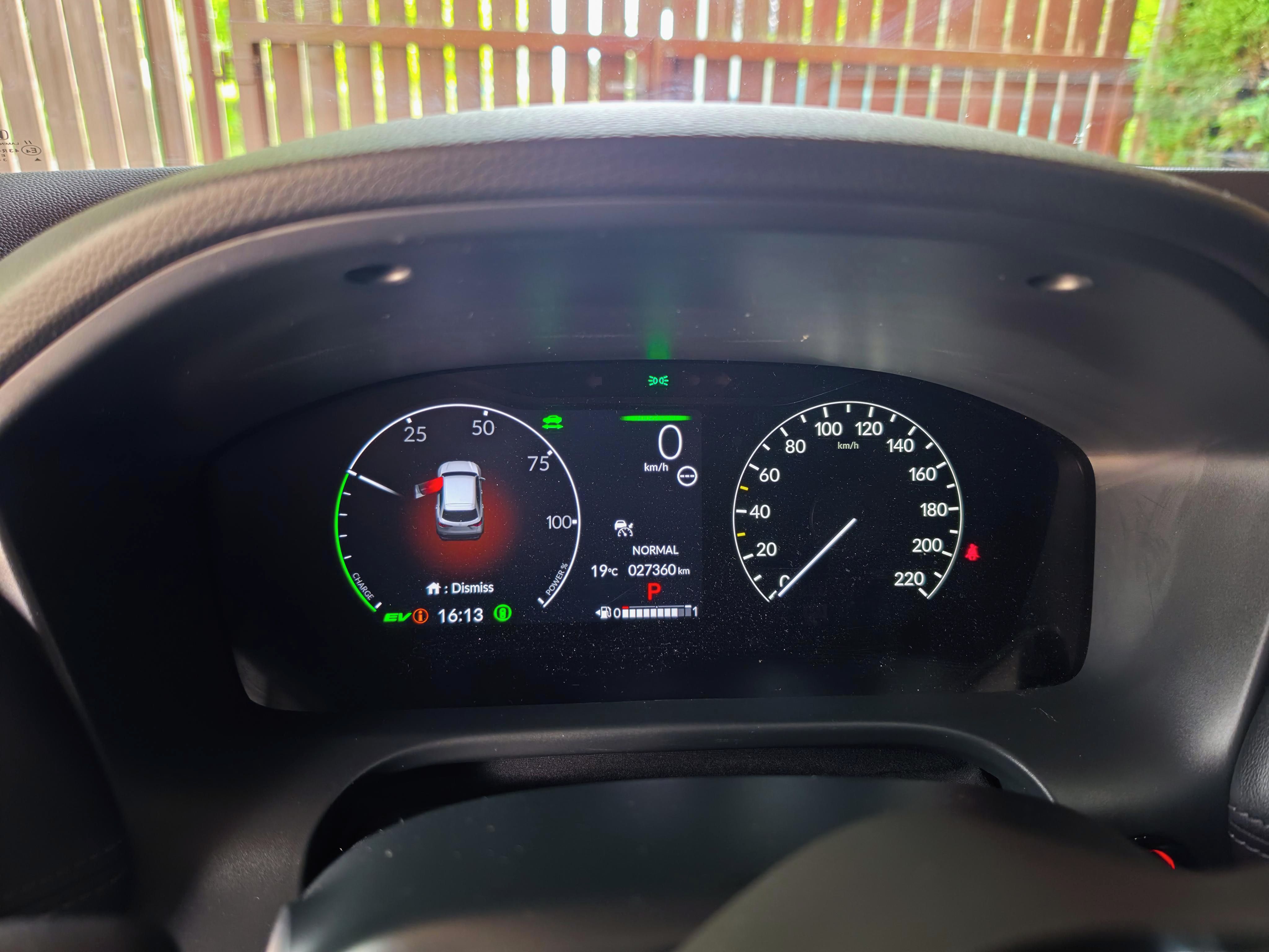 Honda ZR-V, Honda ZR-V 2.0 Hybrid - fotka 4