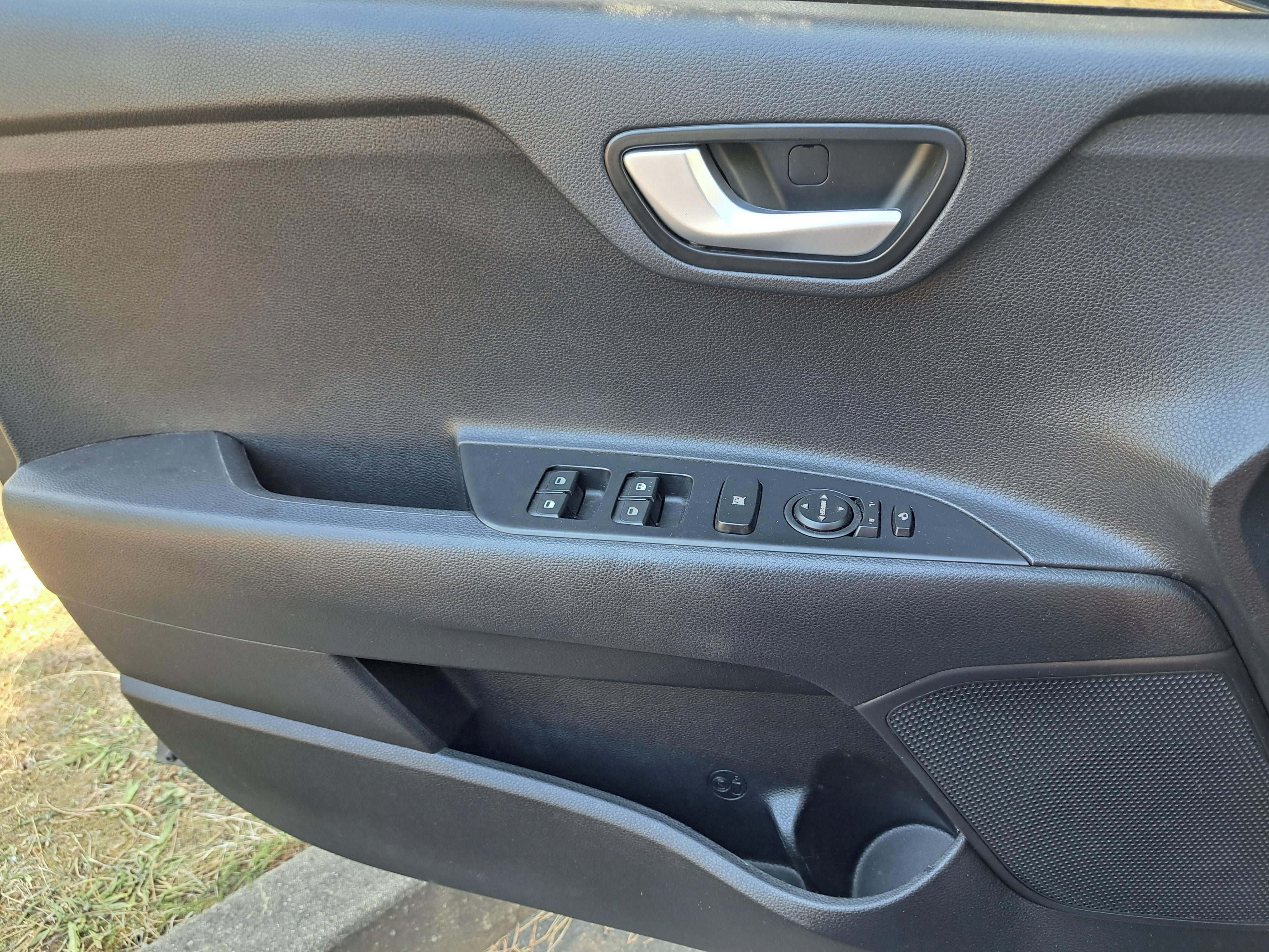 Kia Rio, STK 8/2028 - fotka 3