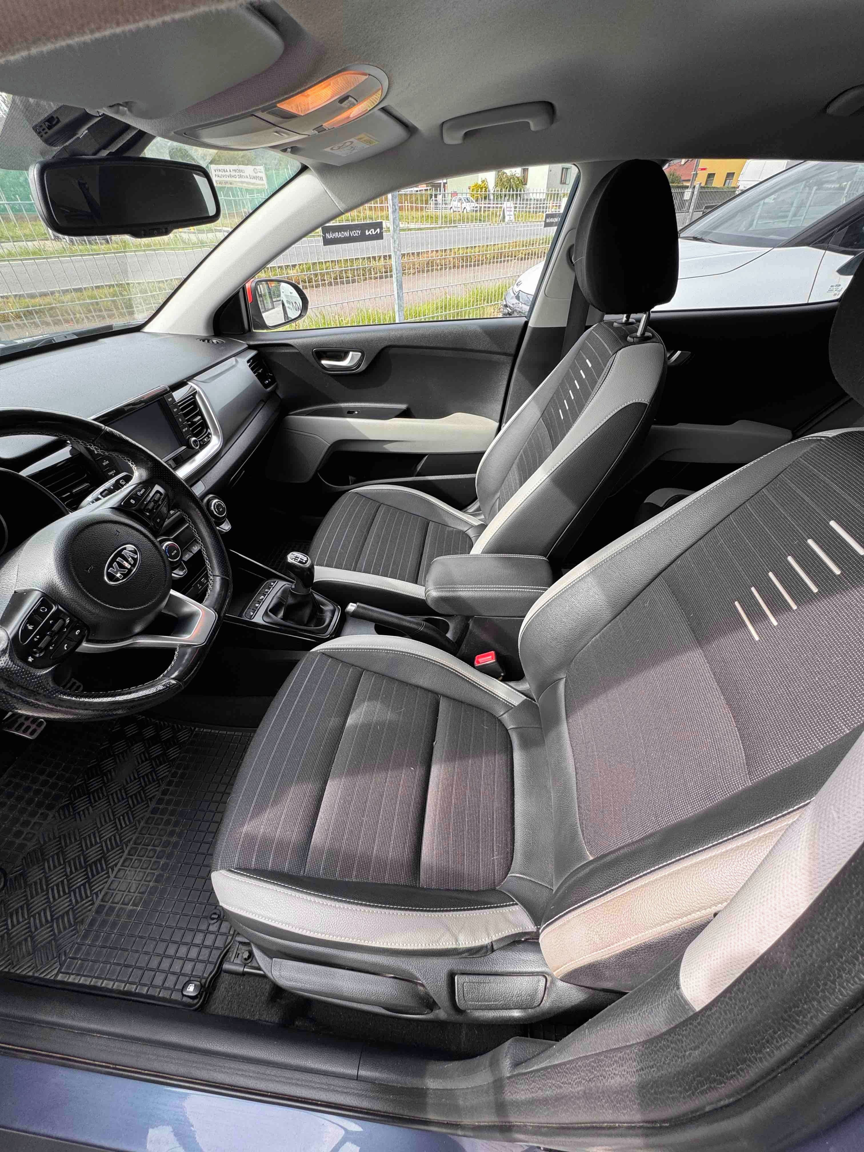 Kia Stonic, 1.4 CVVT  KAMERA - fotka 5