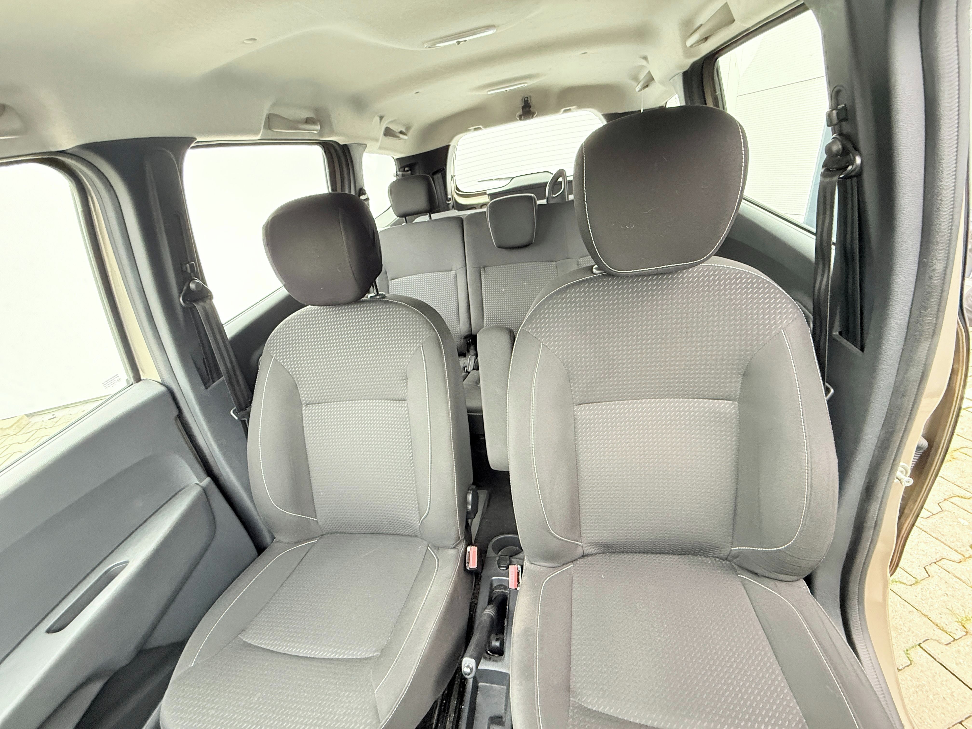 Dacia Lodgy, 1.5DCi 85kW/116PS - fotka 6