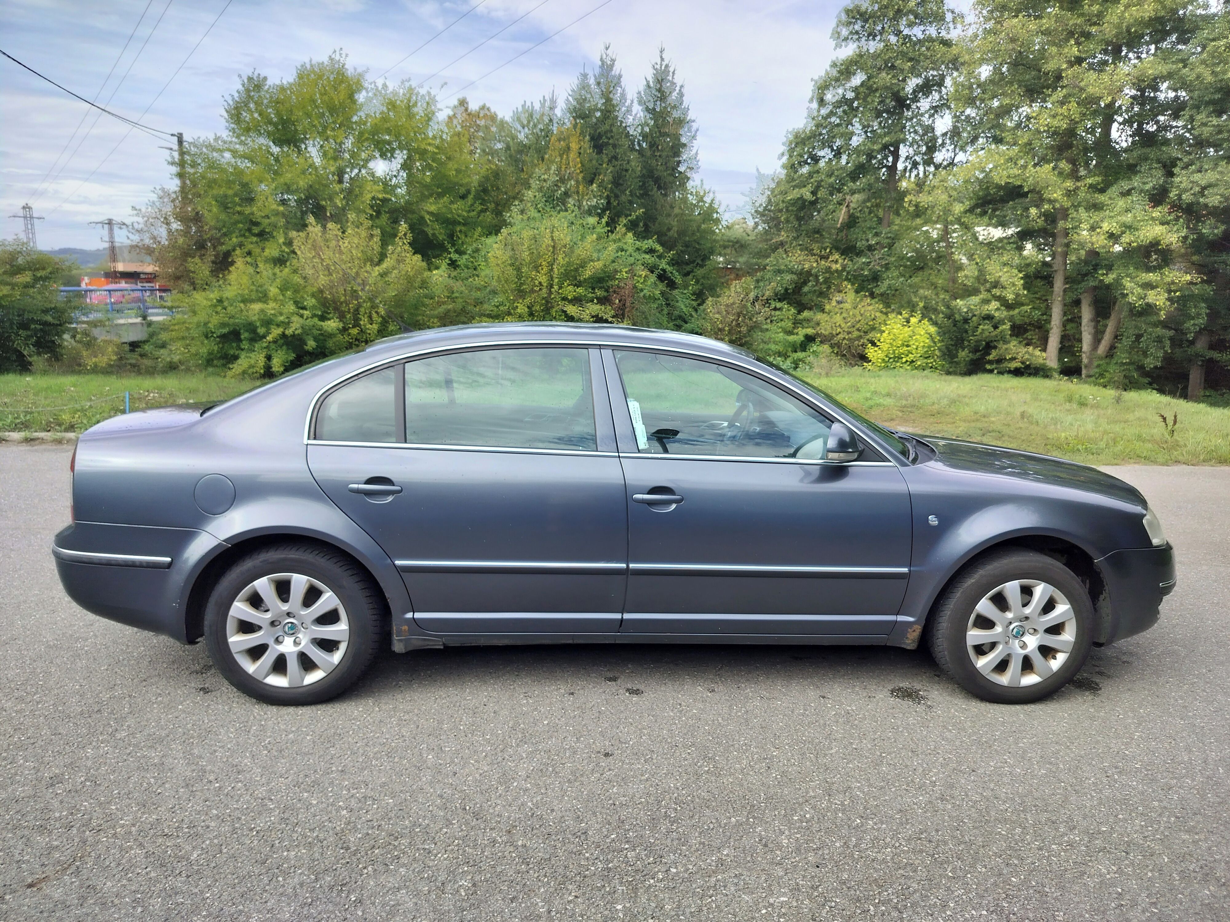 Škoda Superb, Škoda Superb 2.0 TDI 103 kW - fotka 5