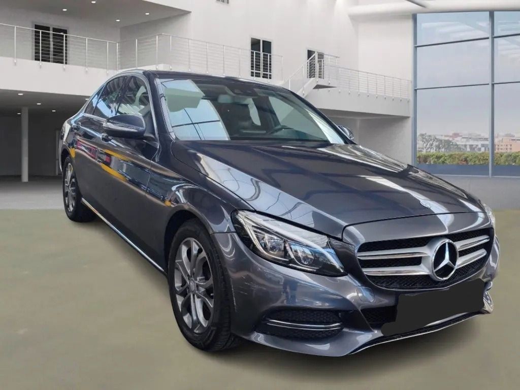 Mercedes-Benz Třídy C - fotka 2