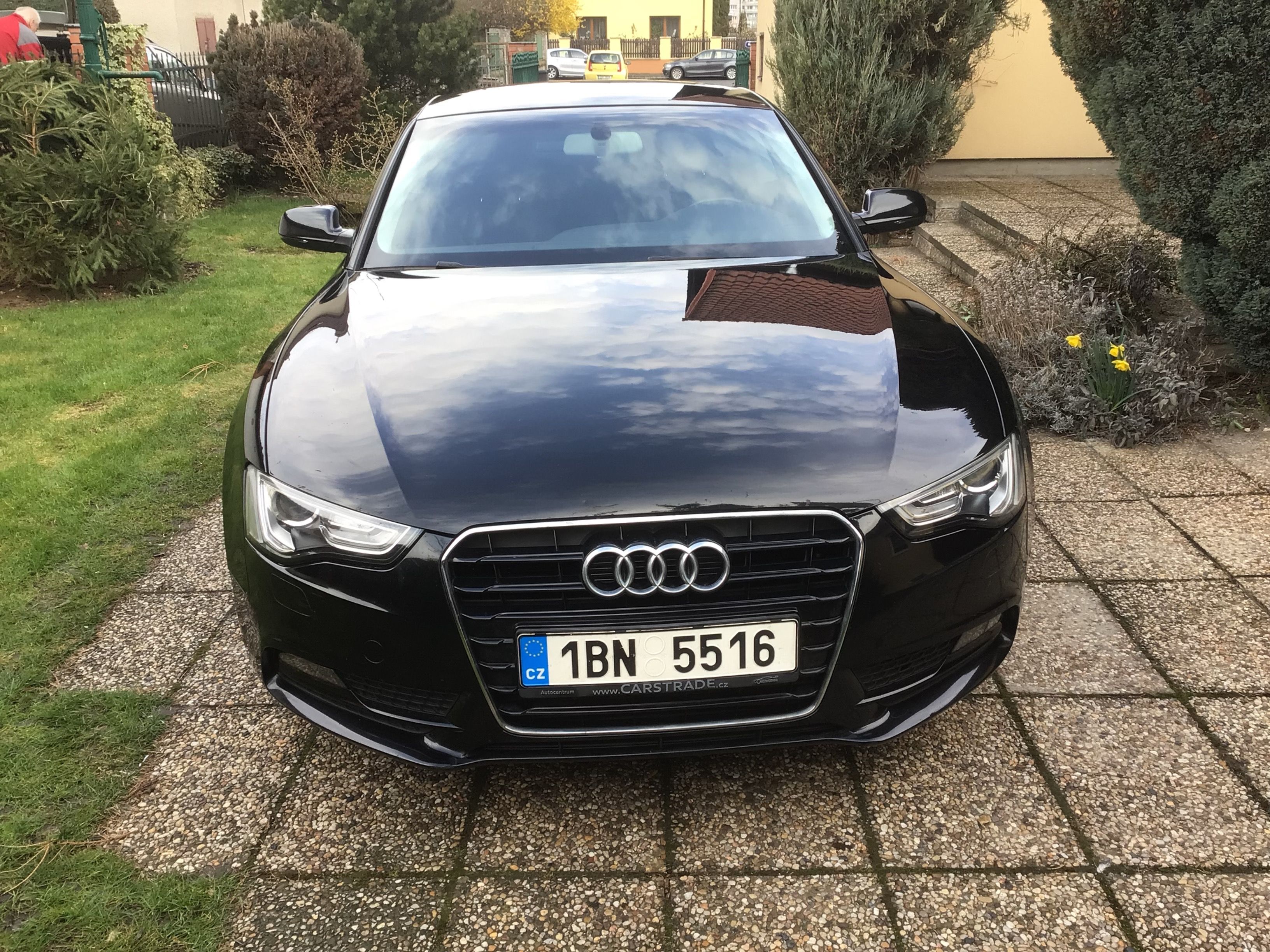 Audi A5, První registrace v ČR 2016 - fotka 2
