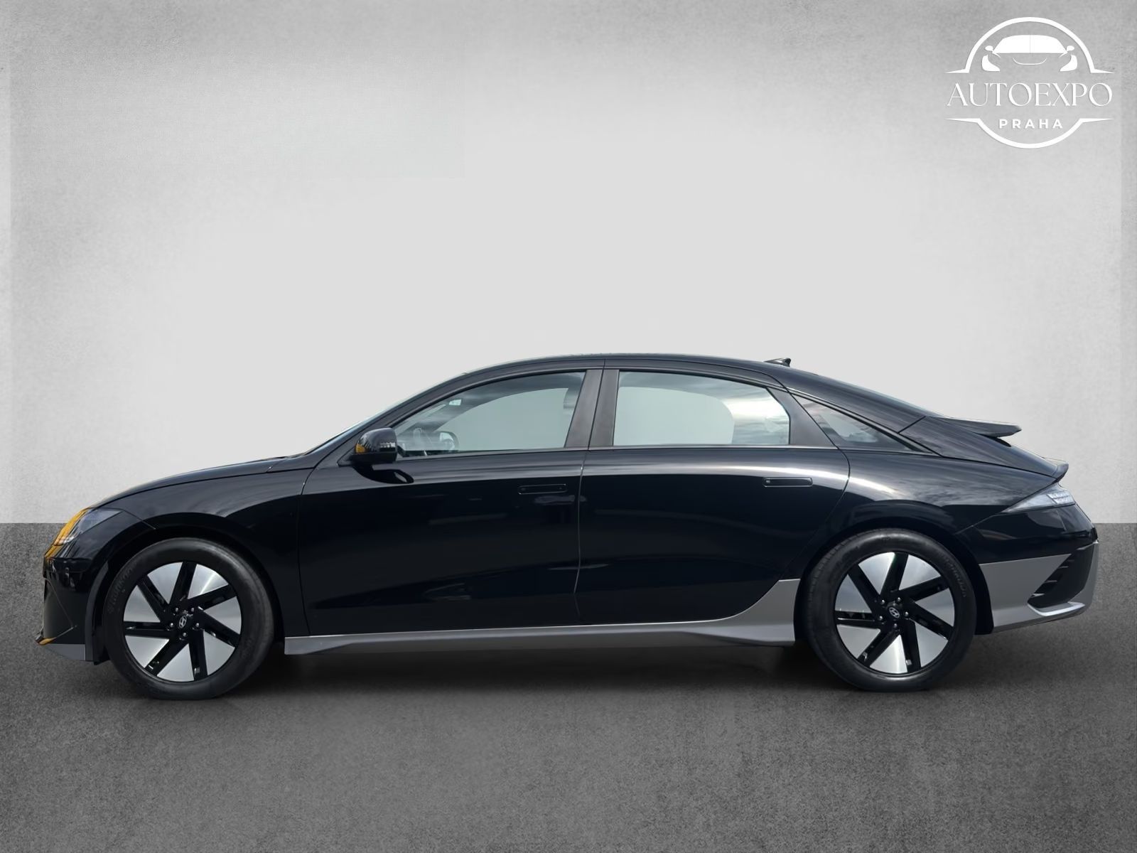 Hyundai Ioniq 6, Elektro 53,0 kWh - fotka 2