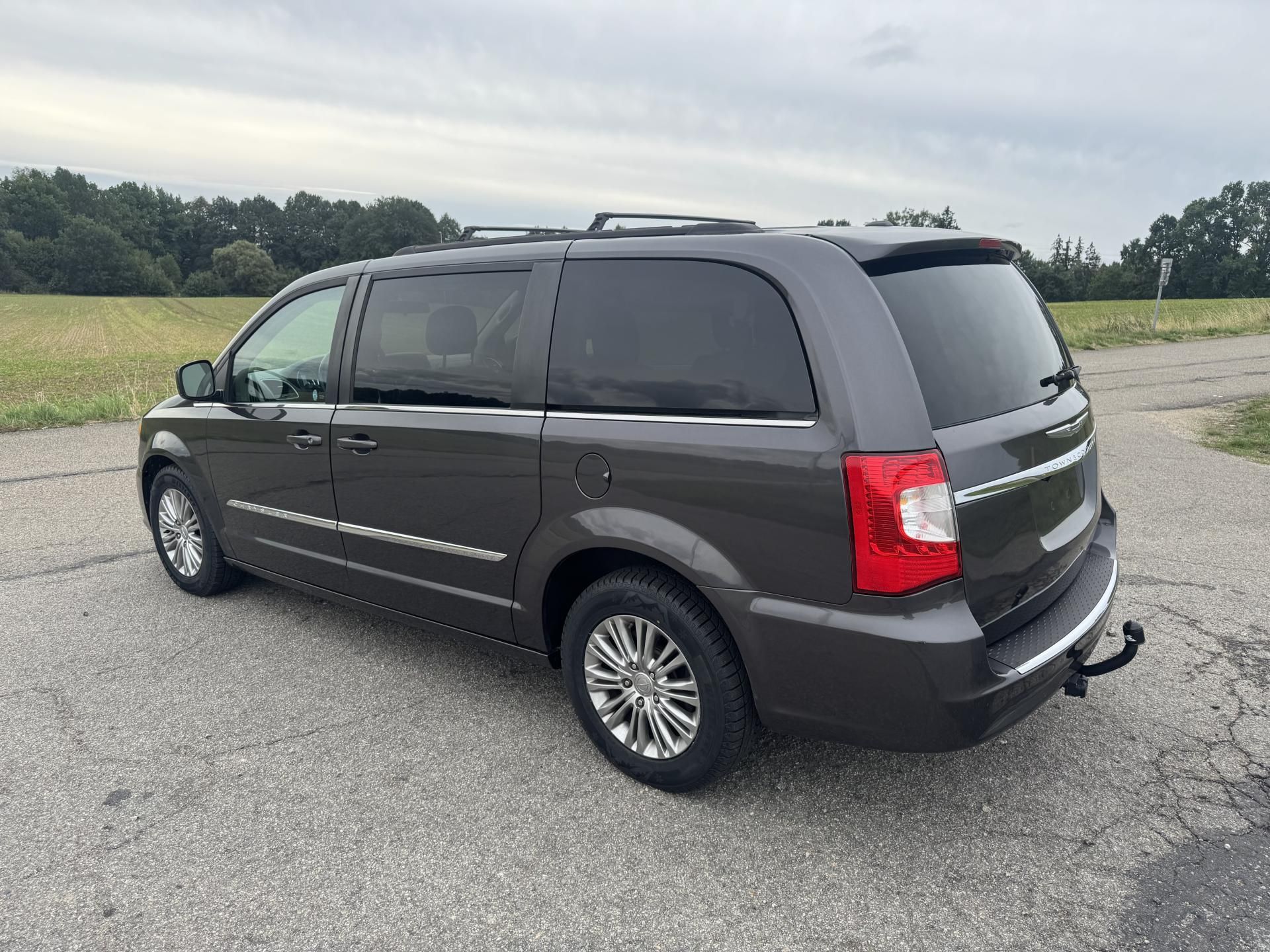 Chrysler Pacifica, 3.6 V6 DOL. KM,SERVSNI KN - fotka 4