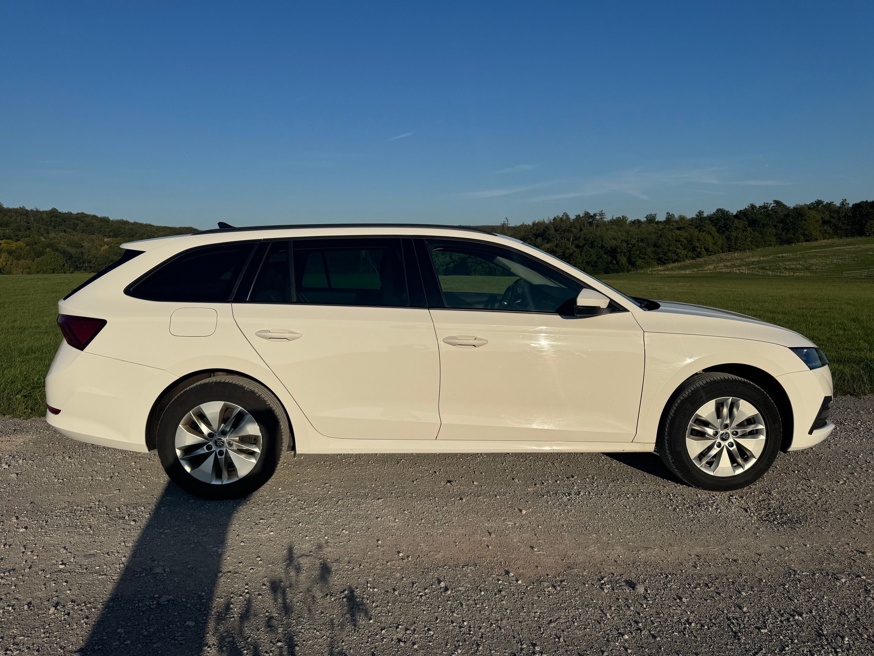 Škoda Octavia, 1.5TSI 110kW AMBITION+ ACC ČR - fotka 6