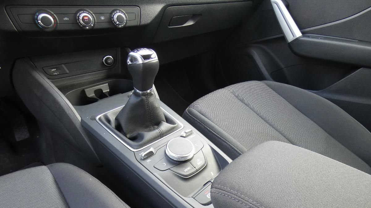 Audi Q2, 1,0 TFSI Advanced - fotka 6