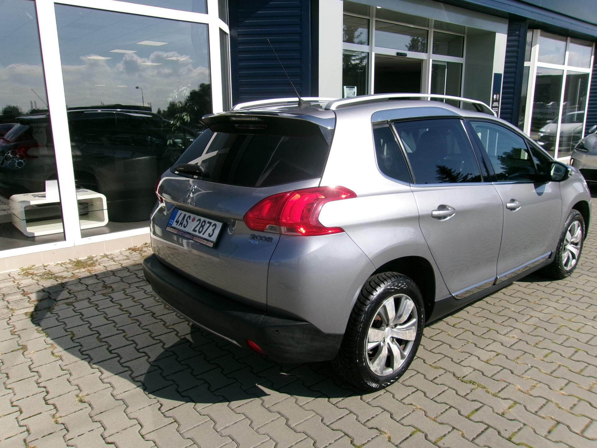 Peugeot 2008, 1.6 HDI - fotka 5