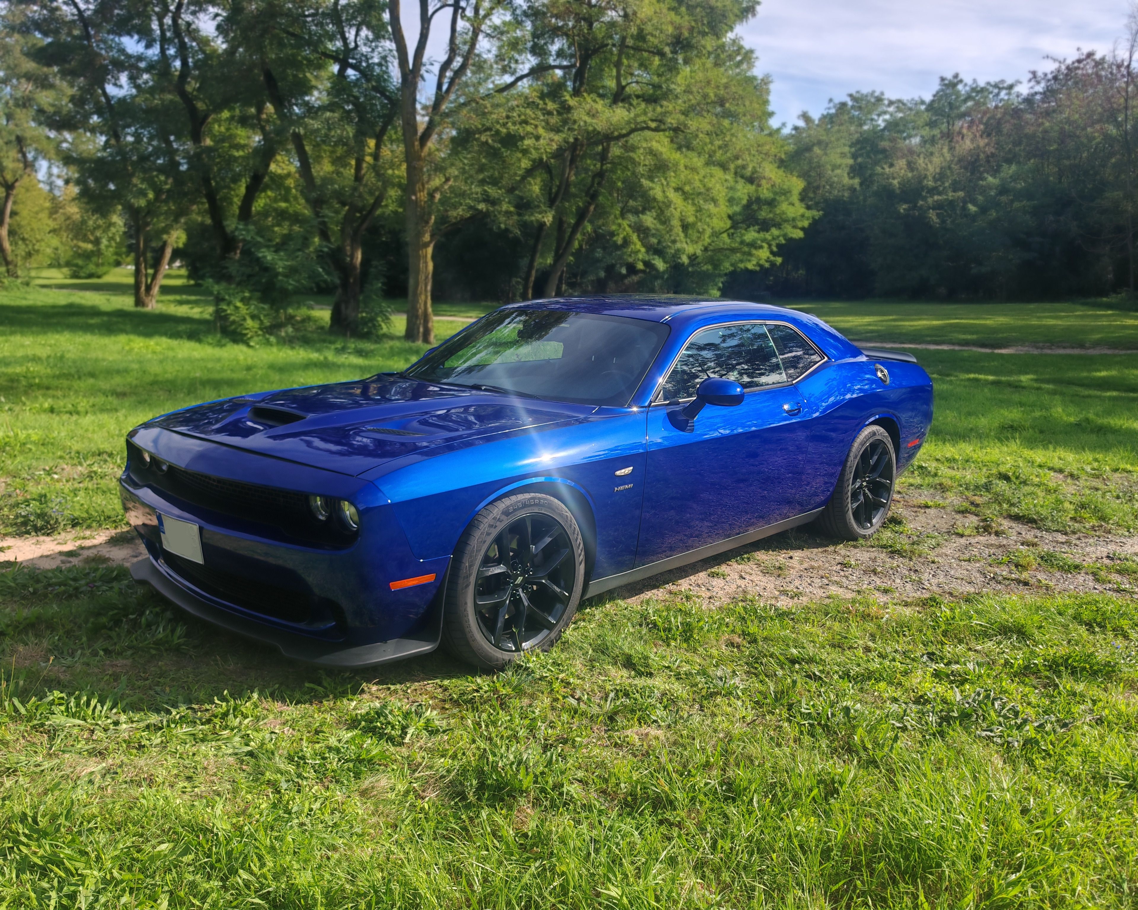 Dodge Challenger, Prodám Dodge Challenger v8 5.7 - fotka 4