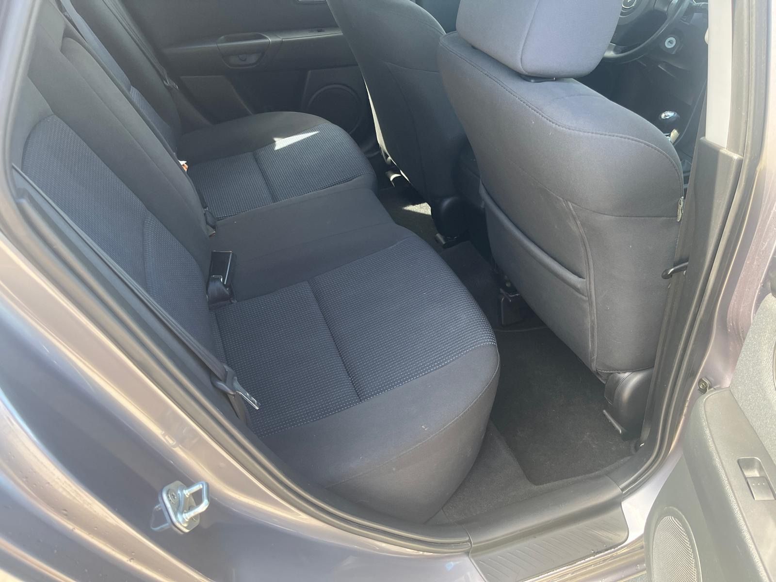 Mazda 3, Mazda 3 bk 1.6 DI turbo 2005 - fotka 4