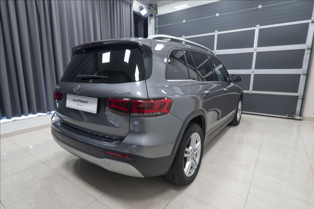 Mercedes-Benz GLB, 2,0 200d 4MATIC NAVI KAMERA ČR - fotka 4