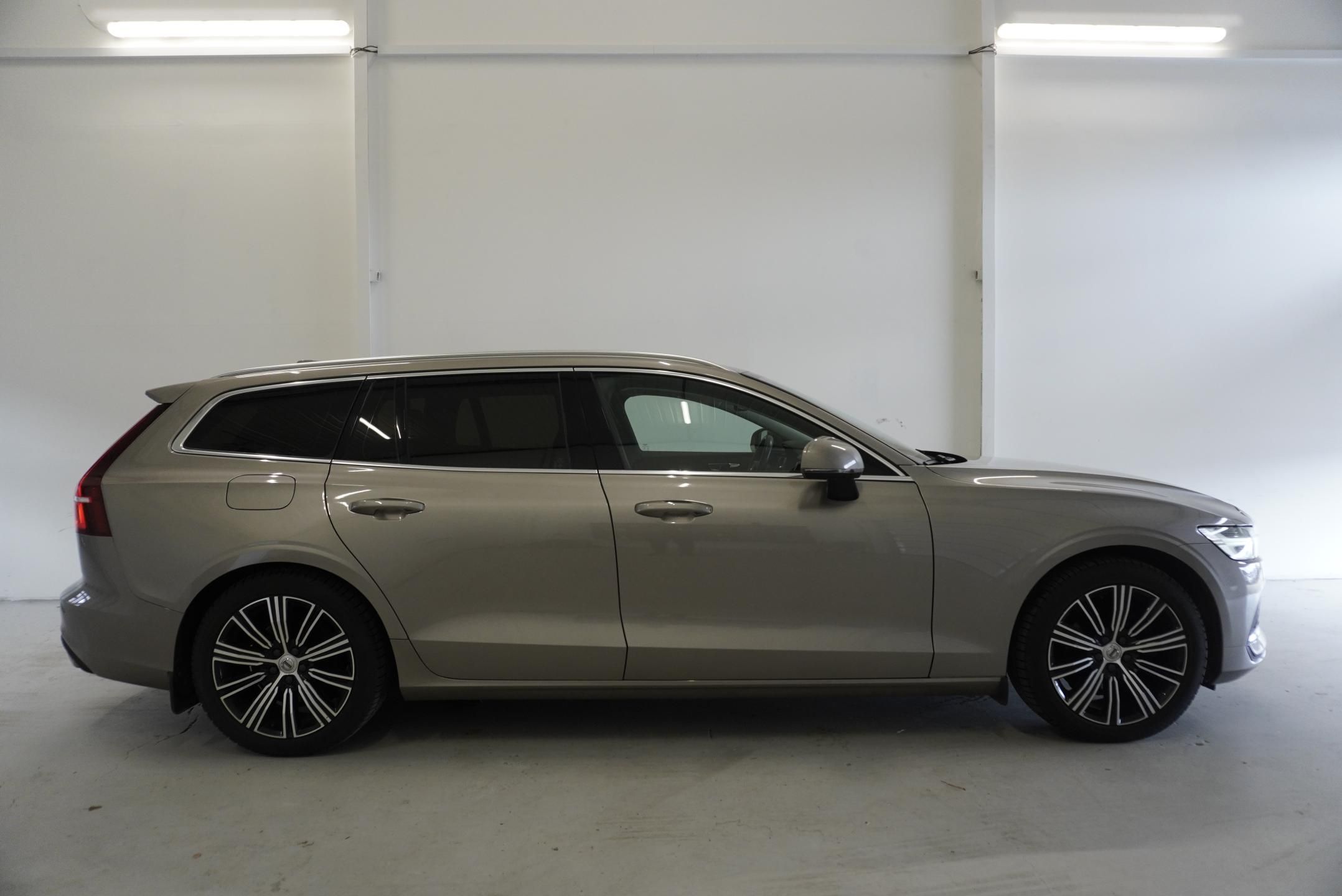Volvo V60, 2,0 D4 POLESTAR INSCRIPTION - fotka 4