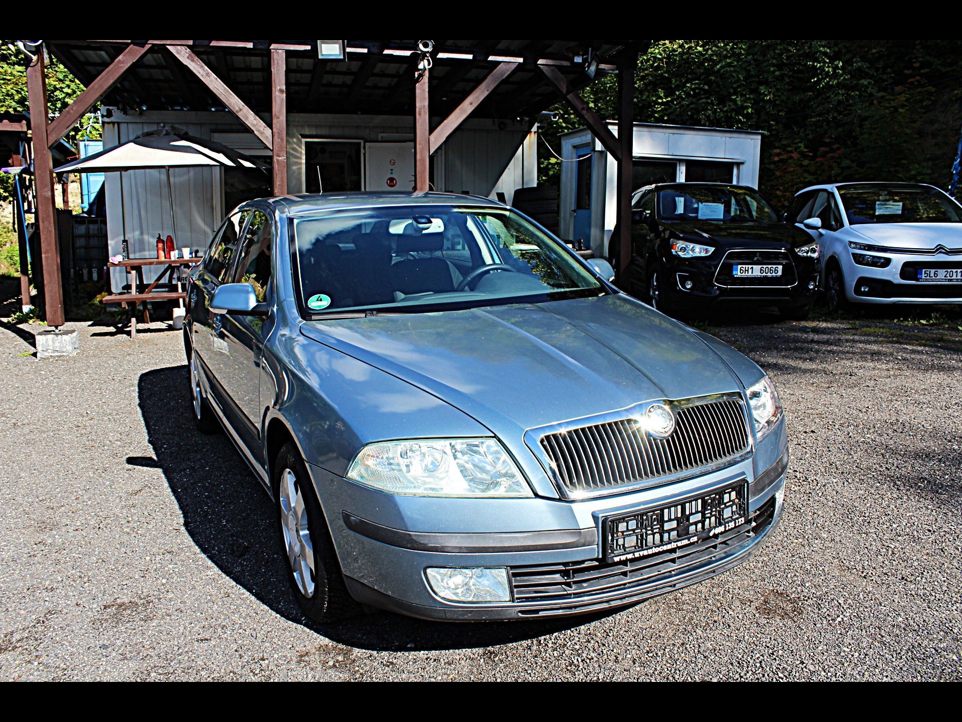 Škoda Octavia, II. 1.6 MPi Elegance - fotka 2