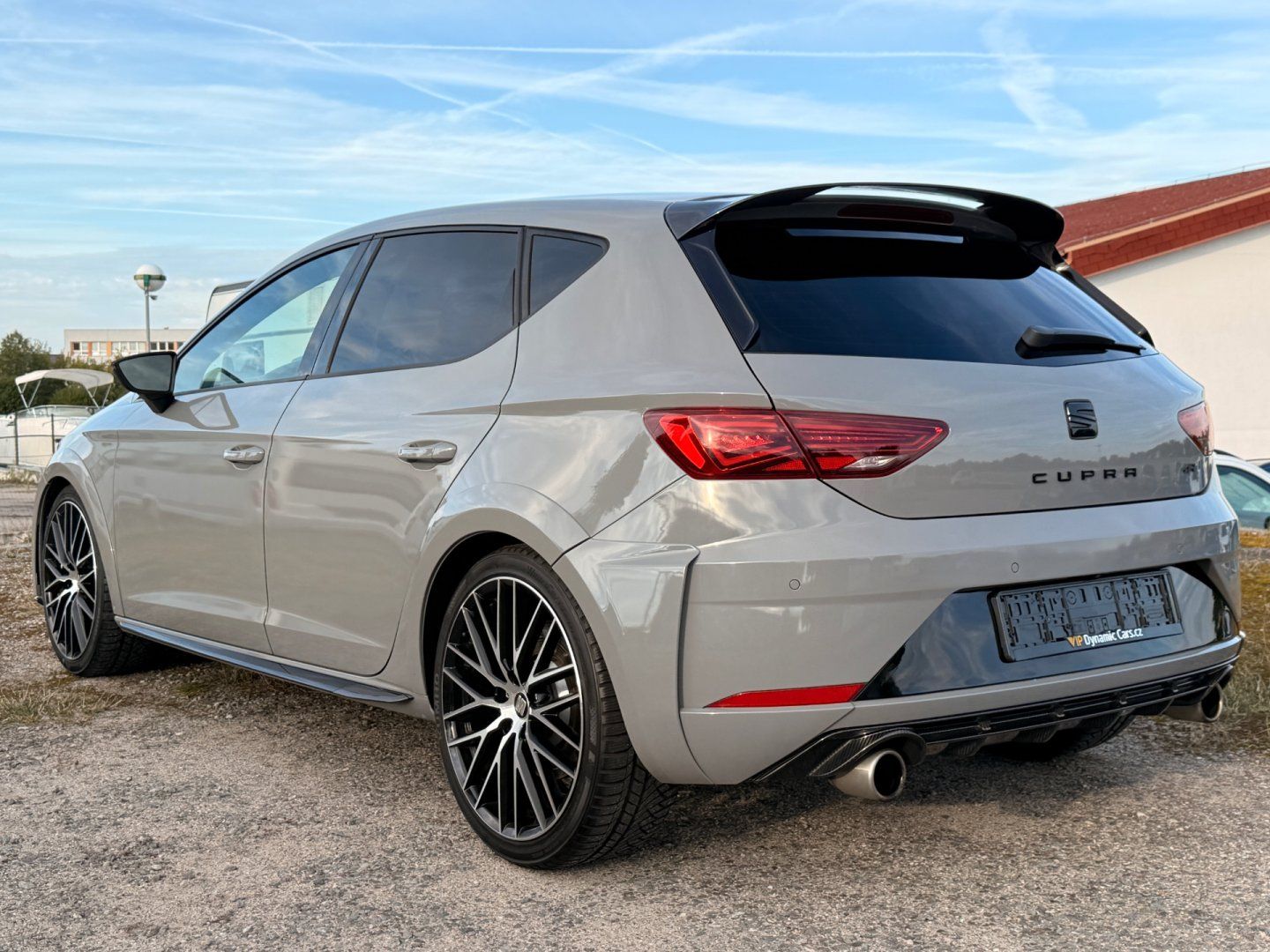Seat Leon, 2.0 TSI DSG Cupra R 300 LIMIT - fotka 5