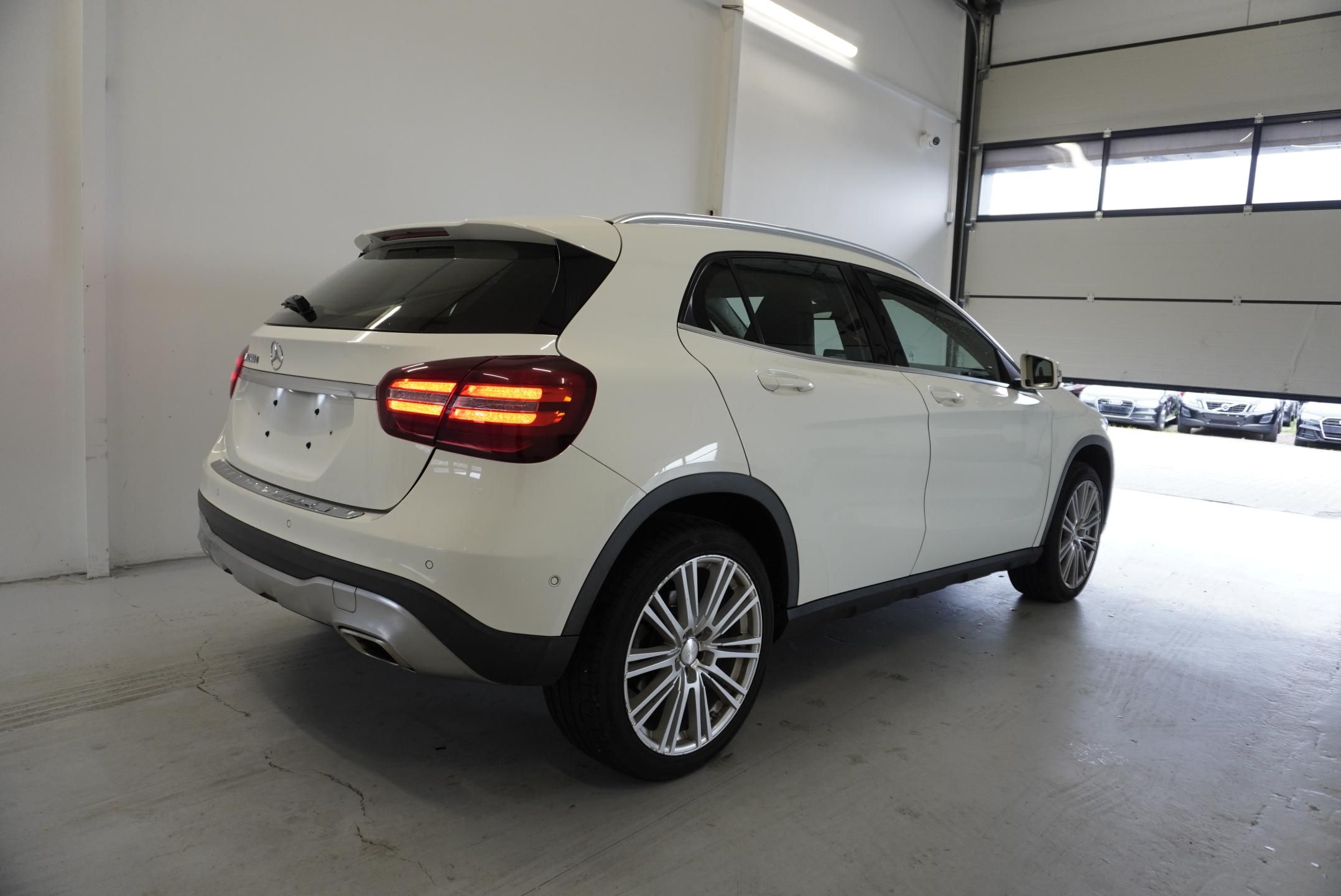 Mercedes-Benz GLA, 200 2.2D 100 kW AUTOMAT - fotka 6