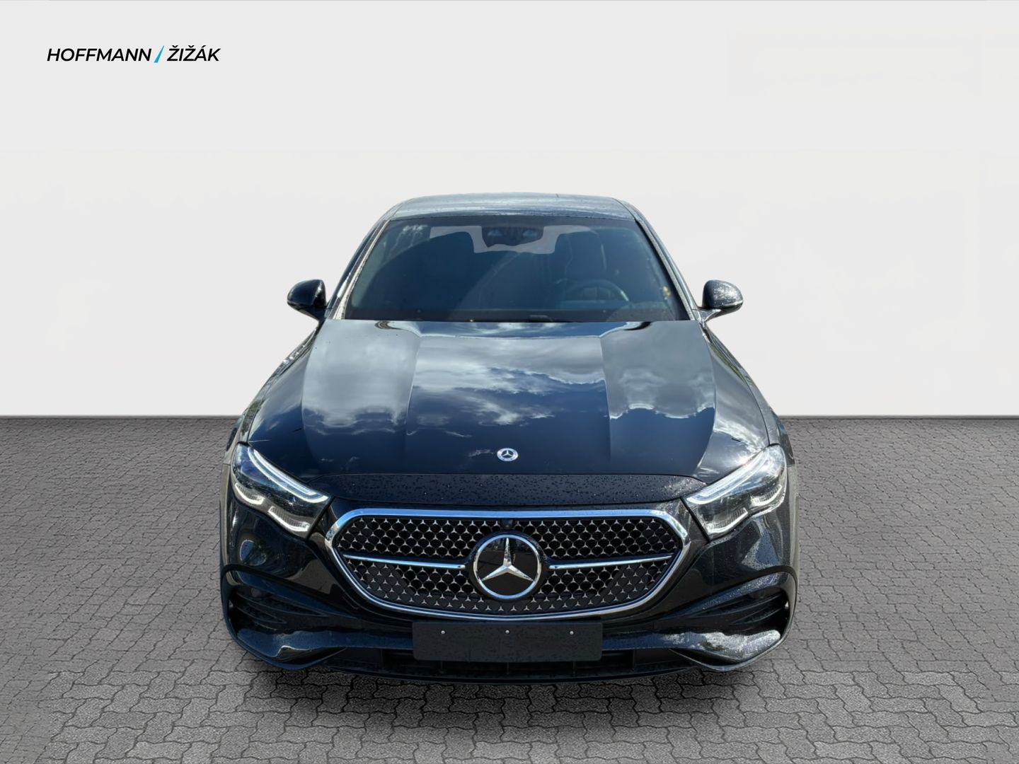 Mercedes-Benz, E 220 d 4MATIC - fotka 2