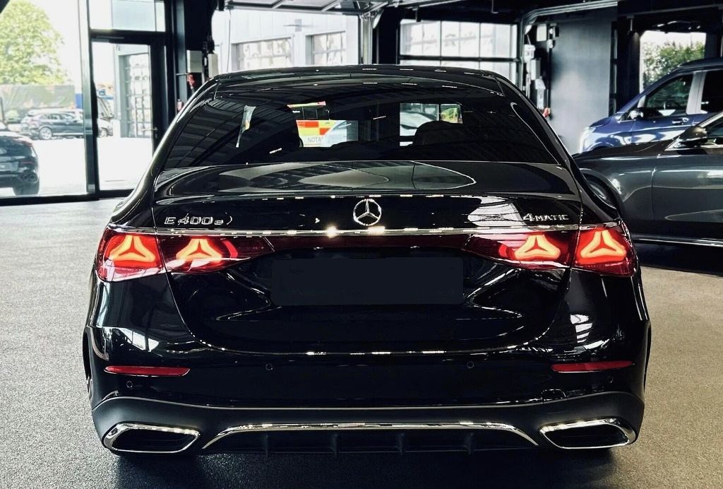 Mercedes-Benz Třídy E, 400 e 4M AMG*Kůže*360° kamera - fotka 5