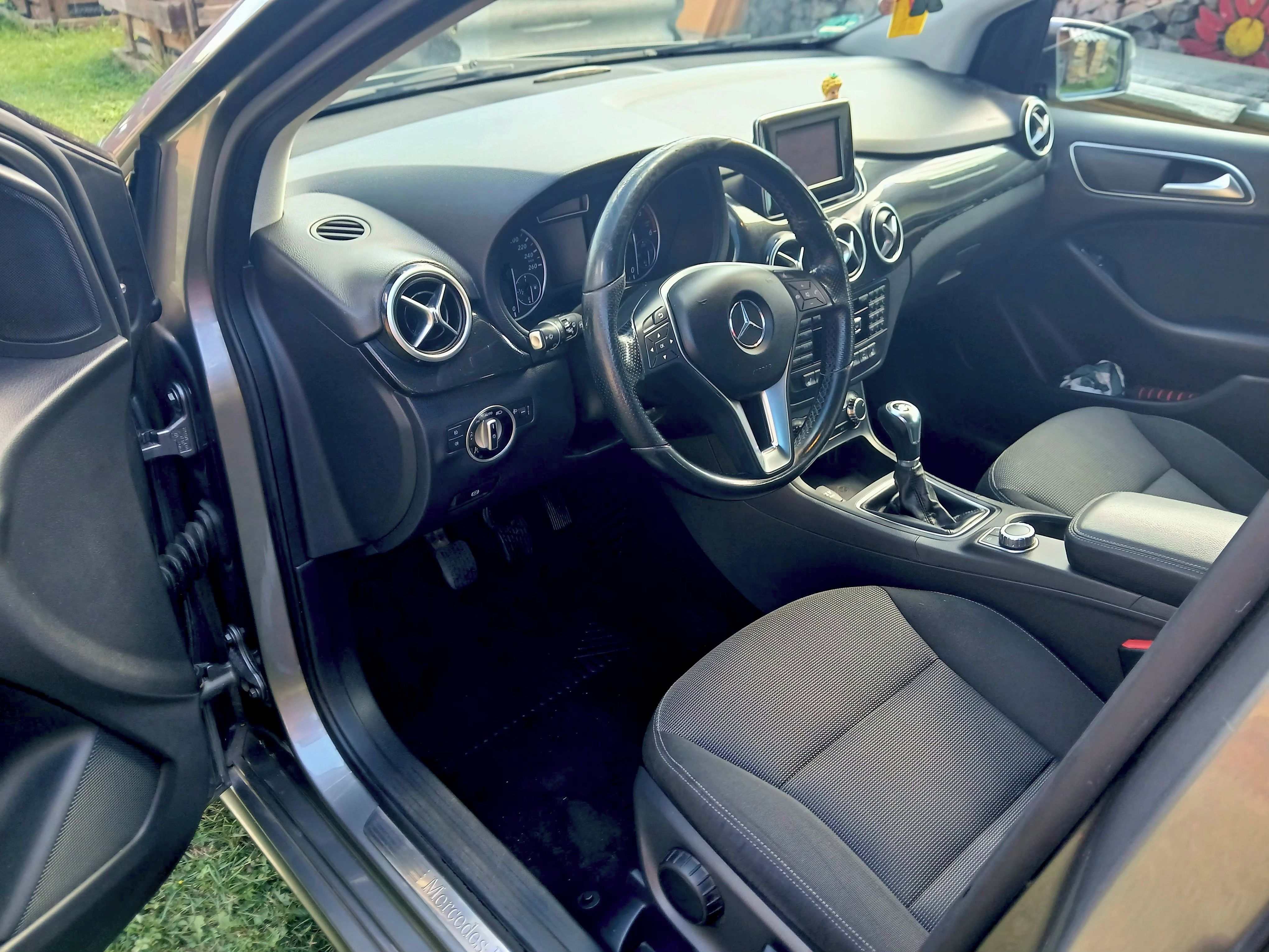 Mercedes-Benz Třídy B - fotka 6