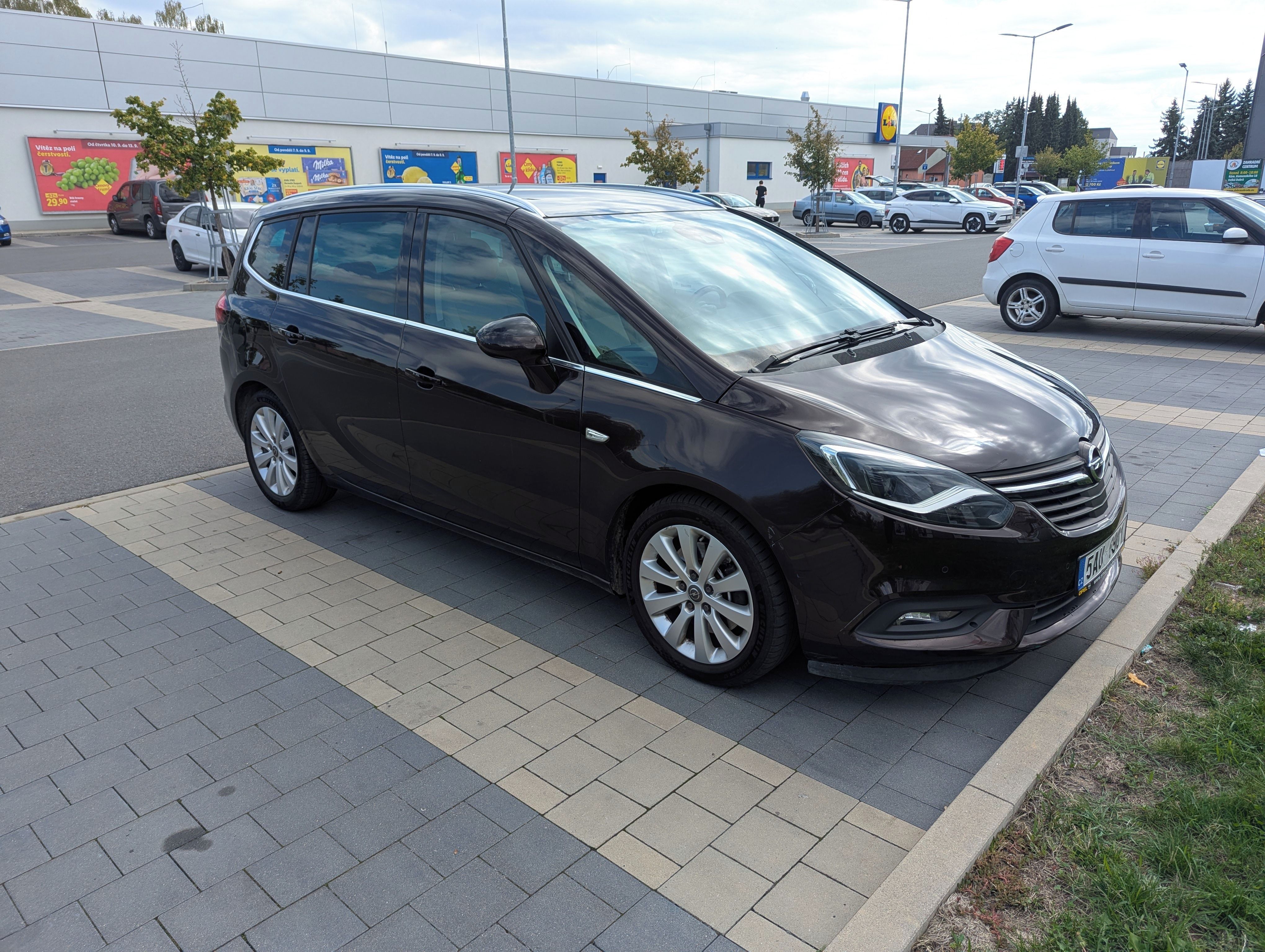 Opel Zafira, 2.0 CDTI 125 kW,7 mist,automat - fotka 6