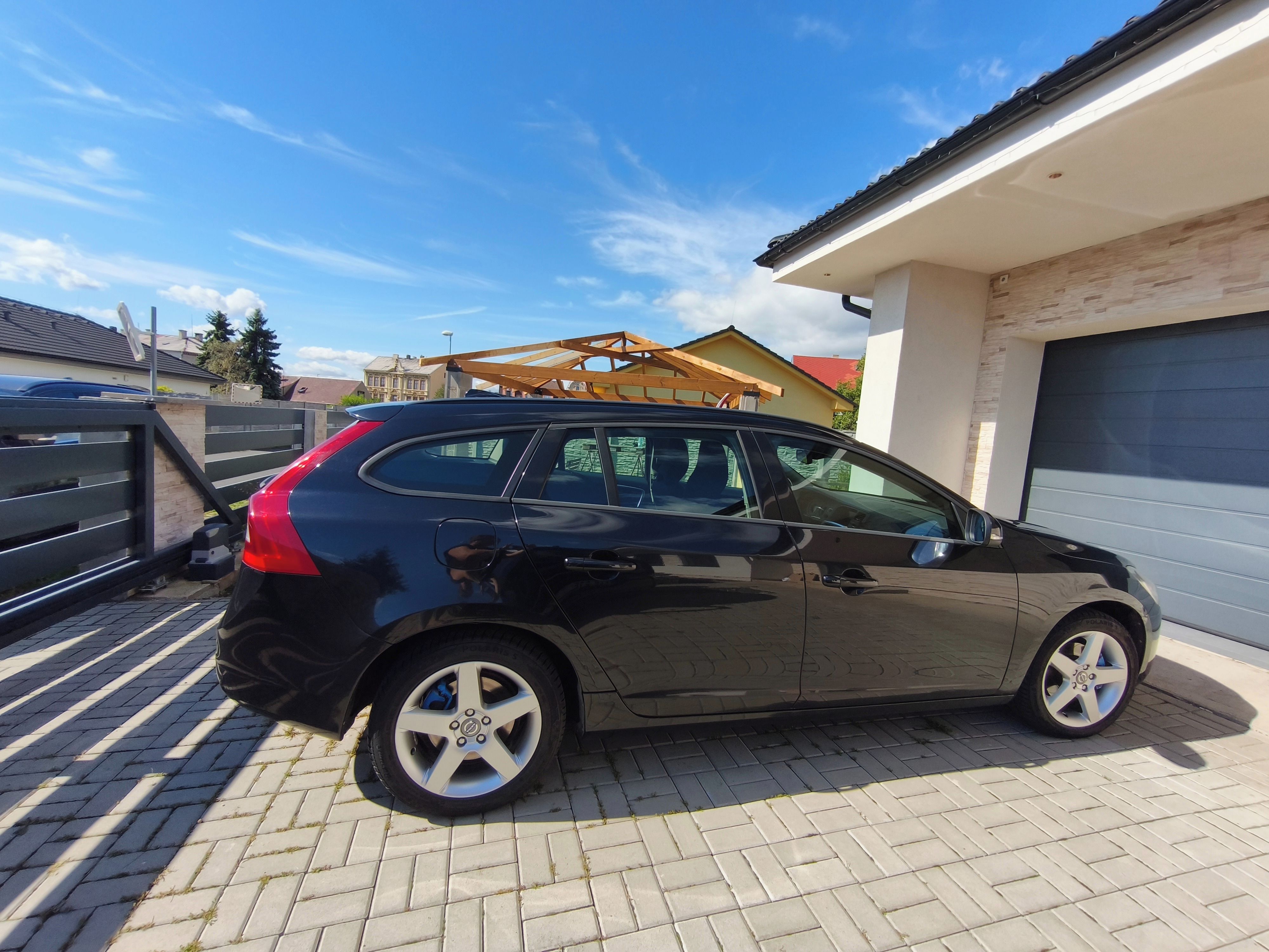 Volvo V60, Volvo V60 D3 2.0 120Kw pětivál - fotka 6