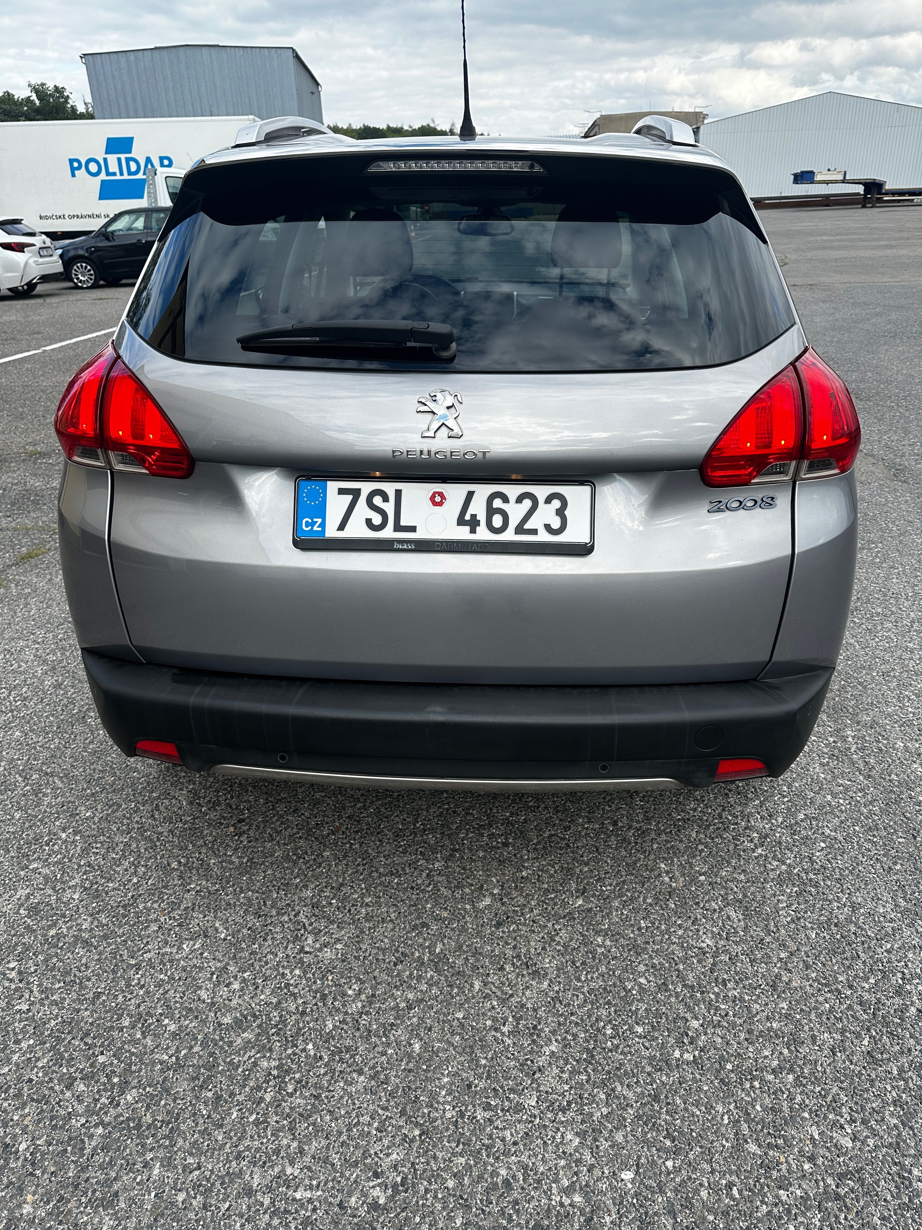 Peugeot 2008, 1,6 Allure Kůže Pano Klima - fotka 3