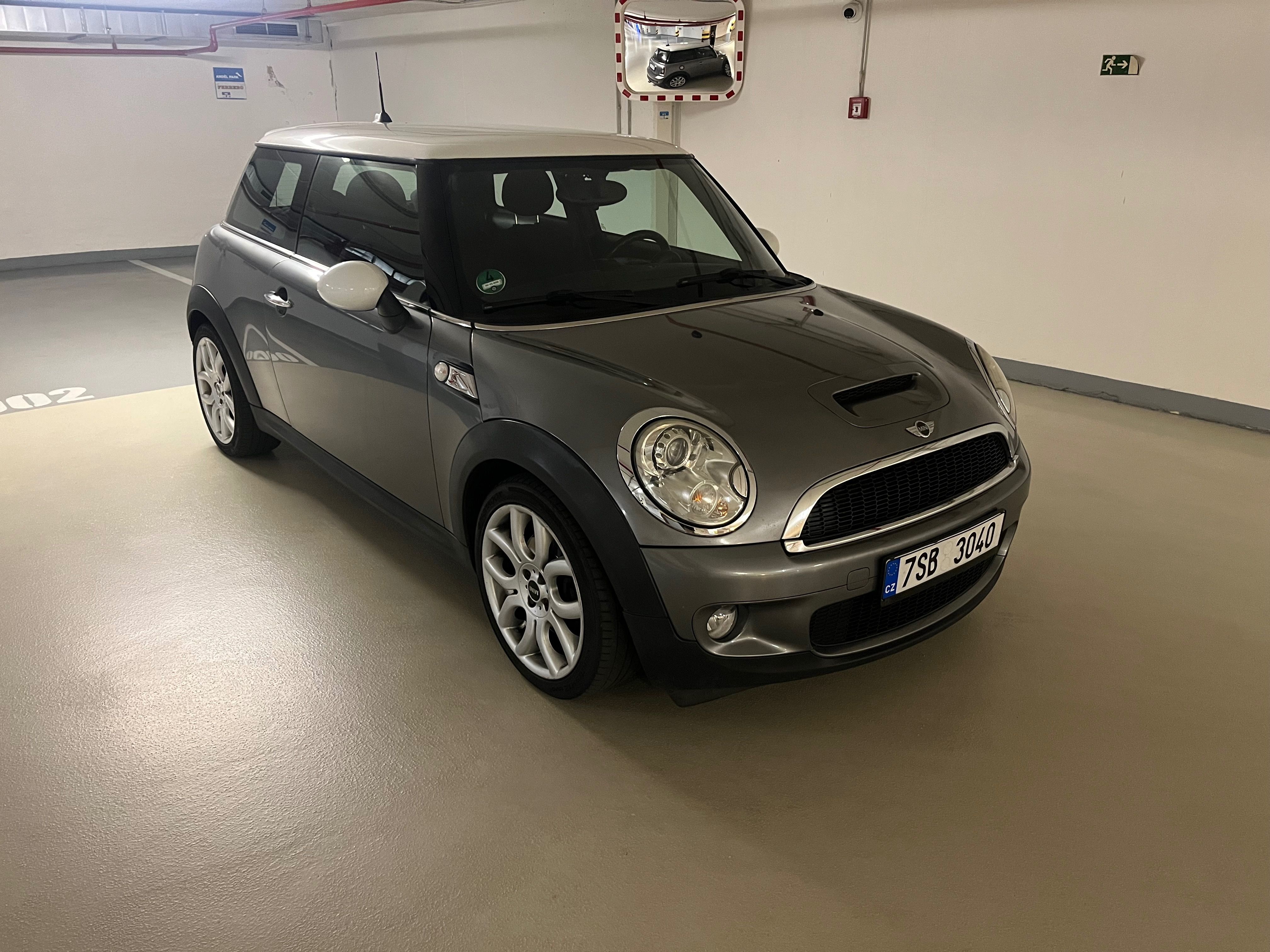 Mini Cooper S - fotka 4