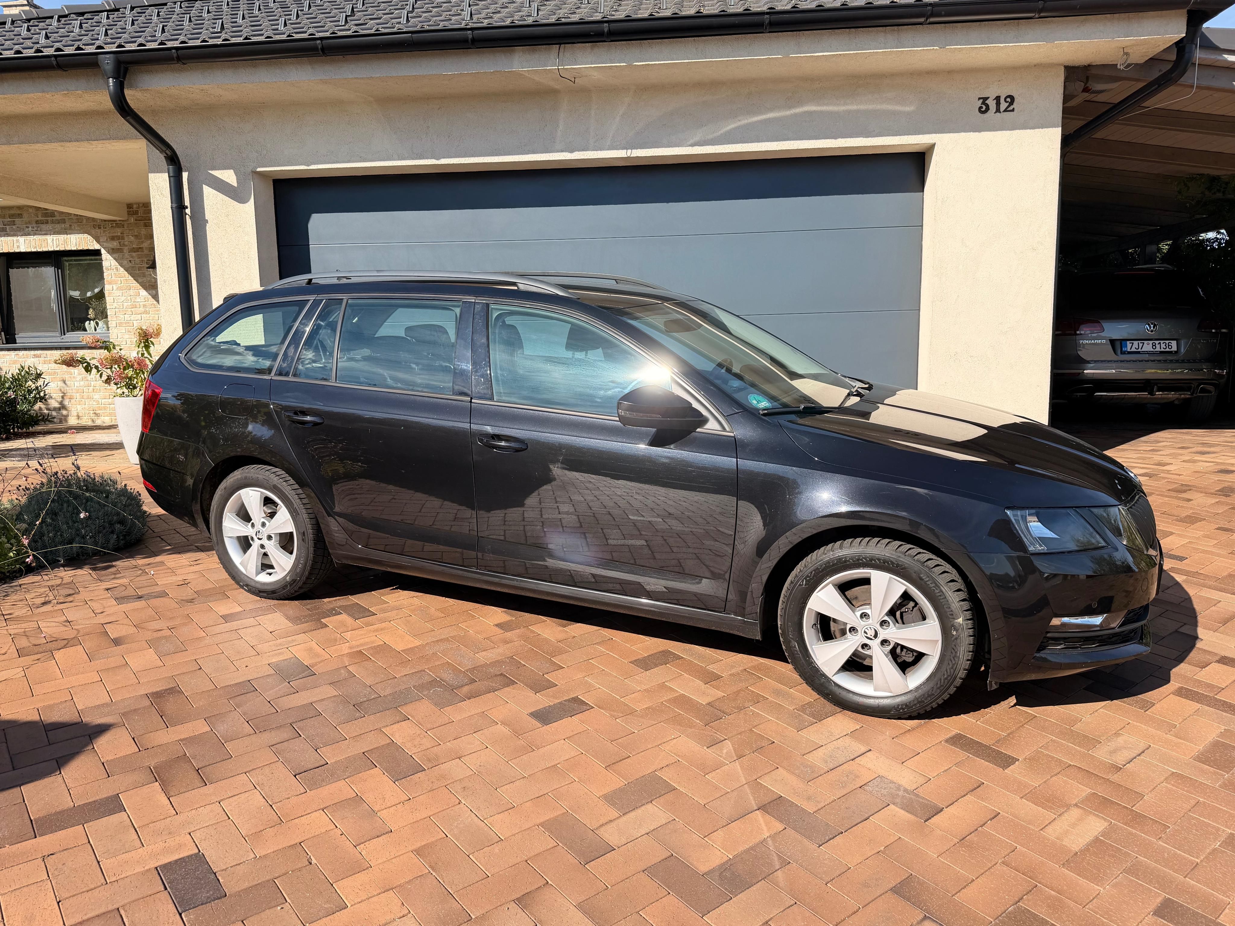 Škoda Octavia, 2.0Tdi 110Kw - fotka 2